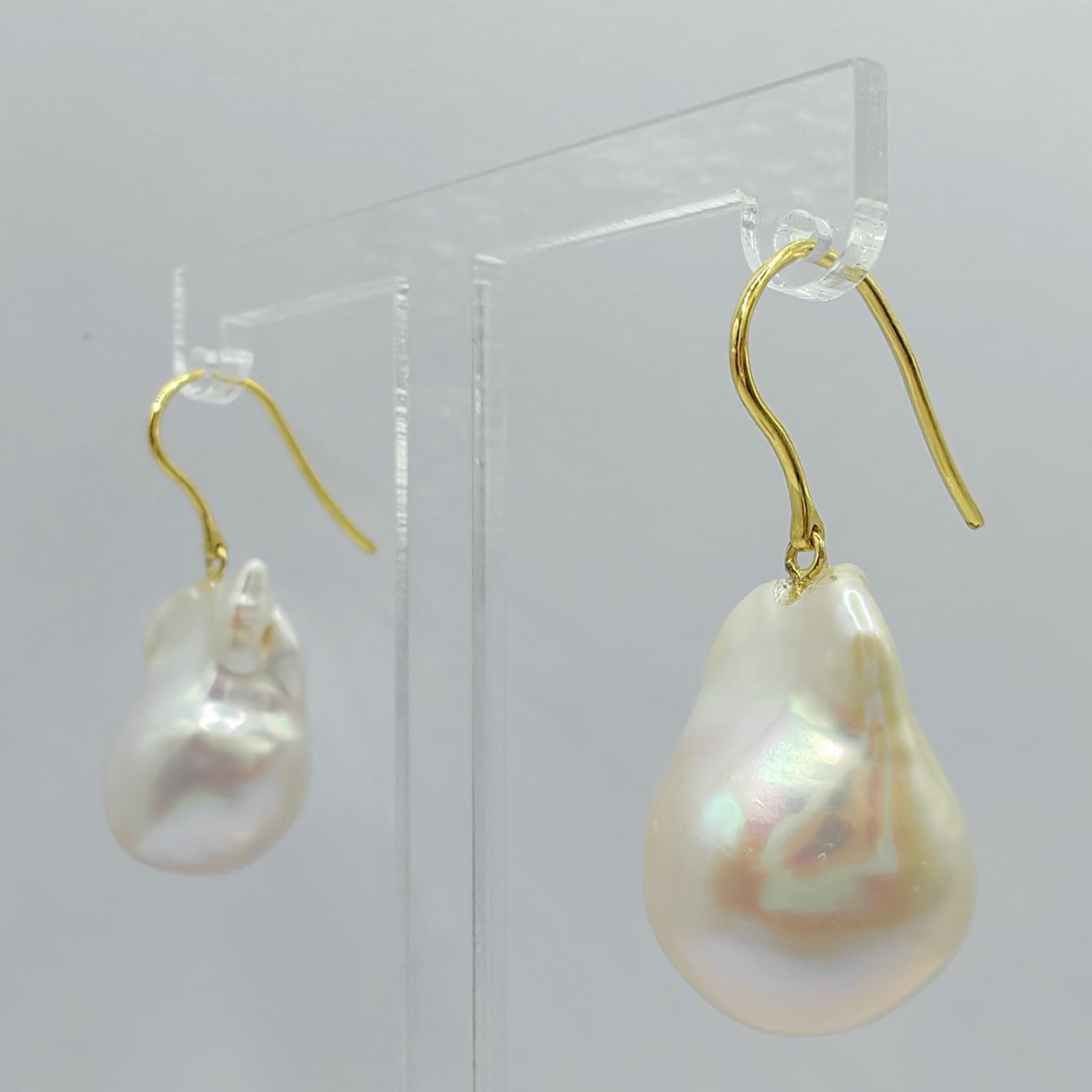 Contemporary Iridescent Baroque Pearl Drop Earrings With 18K Yellow Gold French Hooks