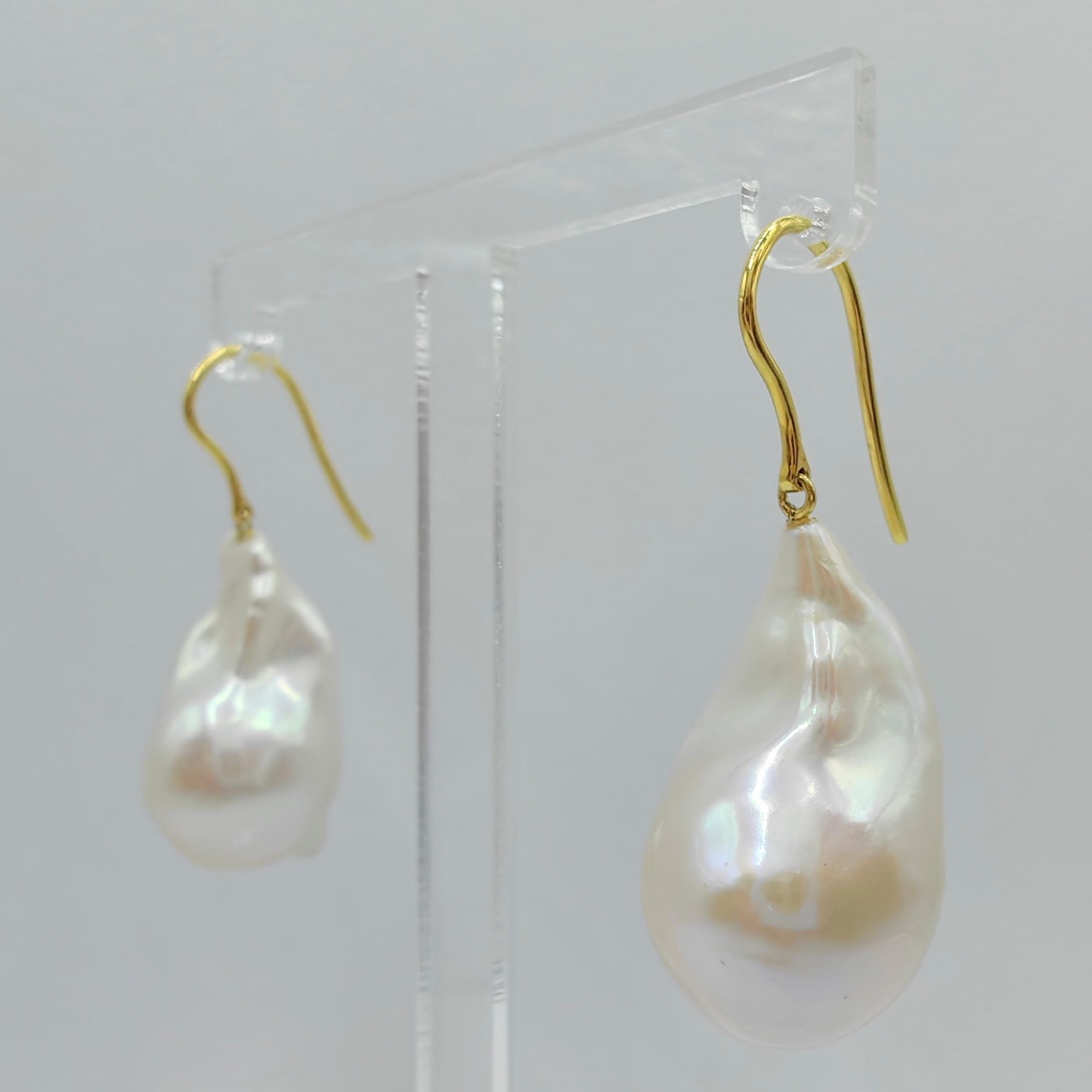 Contemporary Iridescent Baroque Pearl Drop Earrings With 18K Yellow Gold French Hooks