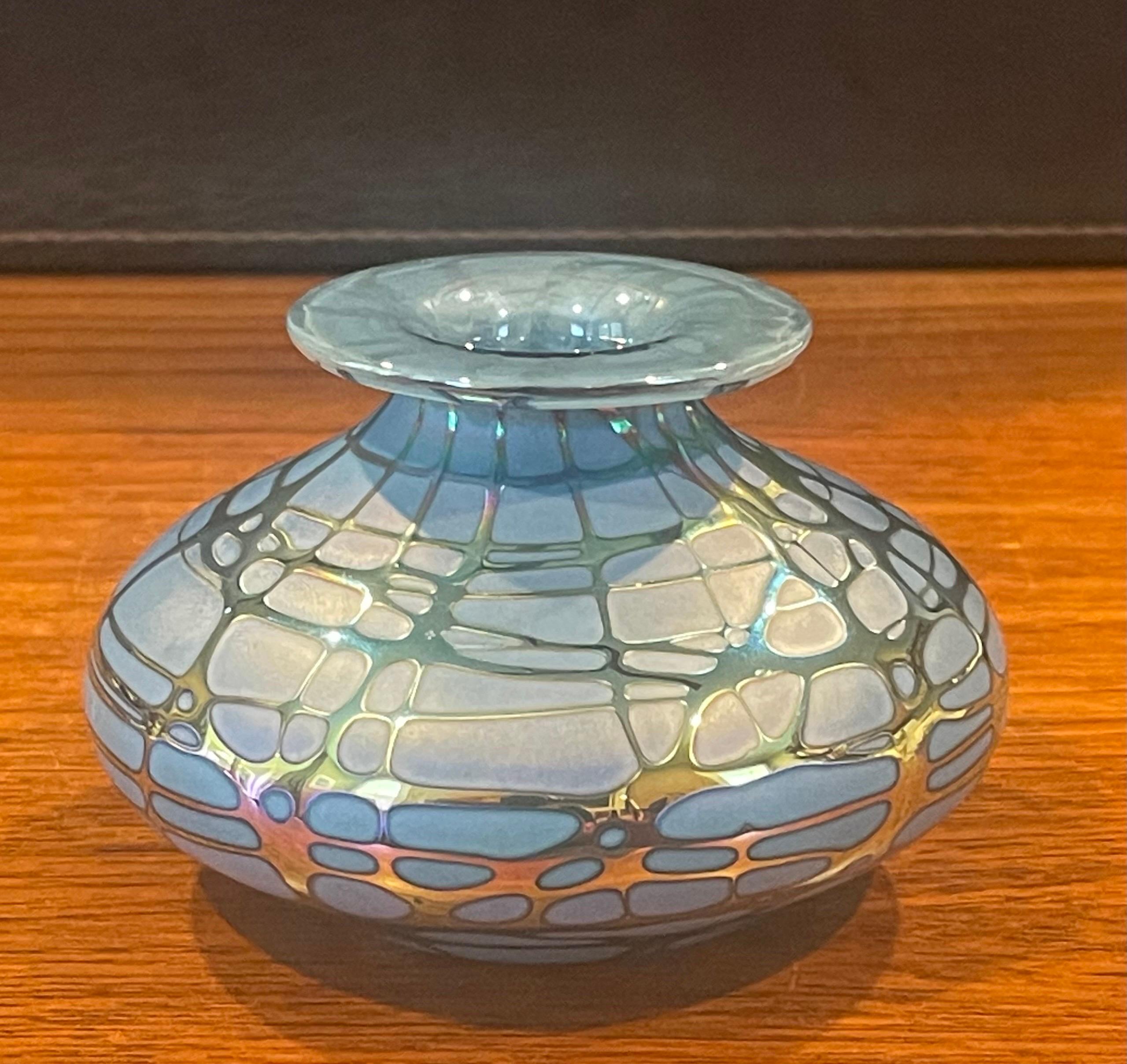 Iridescent Blue Art Glass Vase by Stuart Abelman For Sale 2