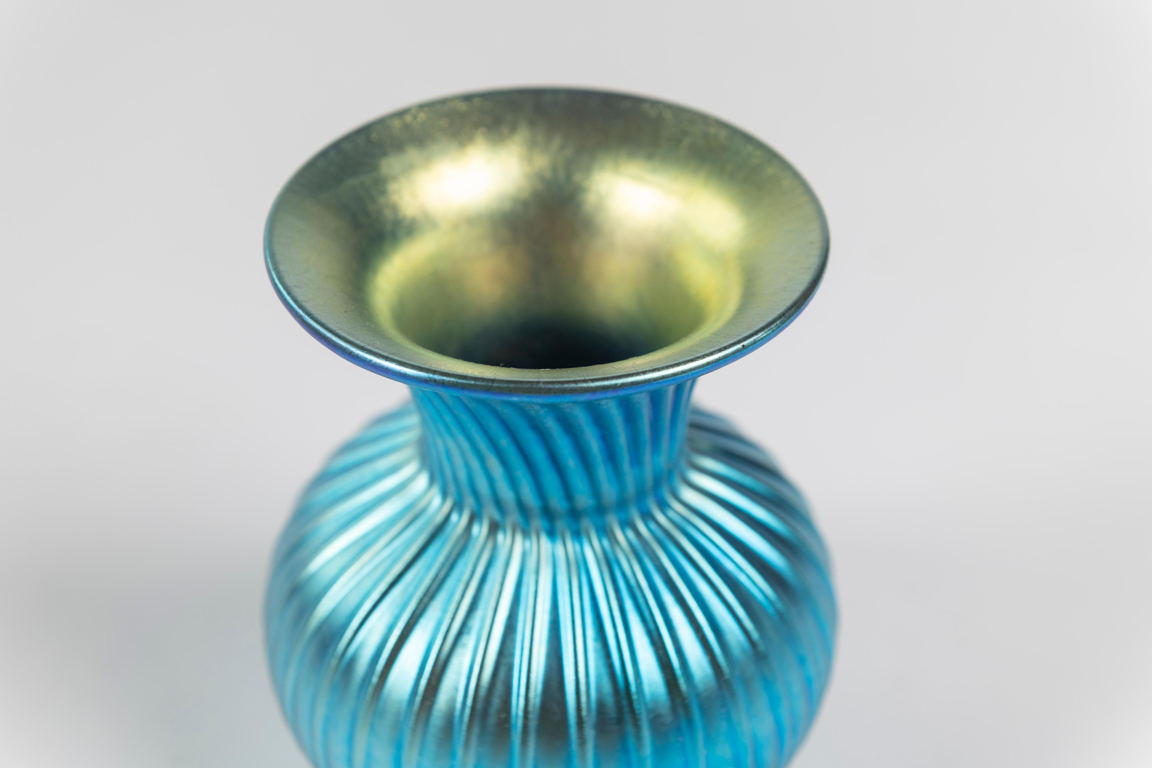 Modern Iridescent Blue Aurene Art Glass Vase, Lundberg Studios, California, Signed For Sale