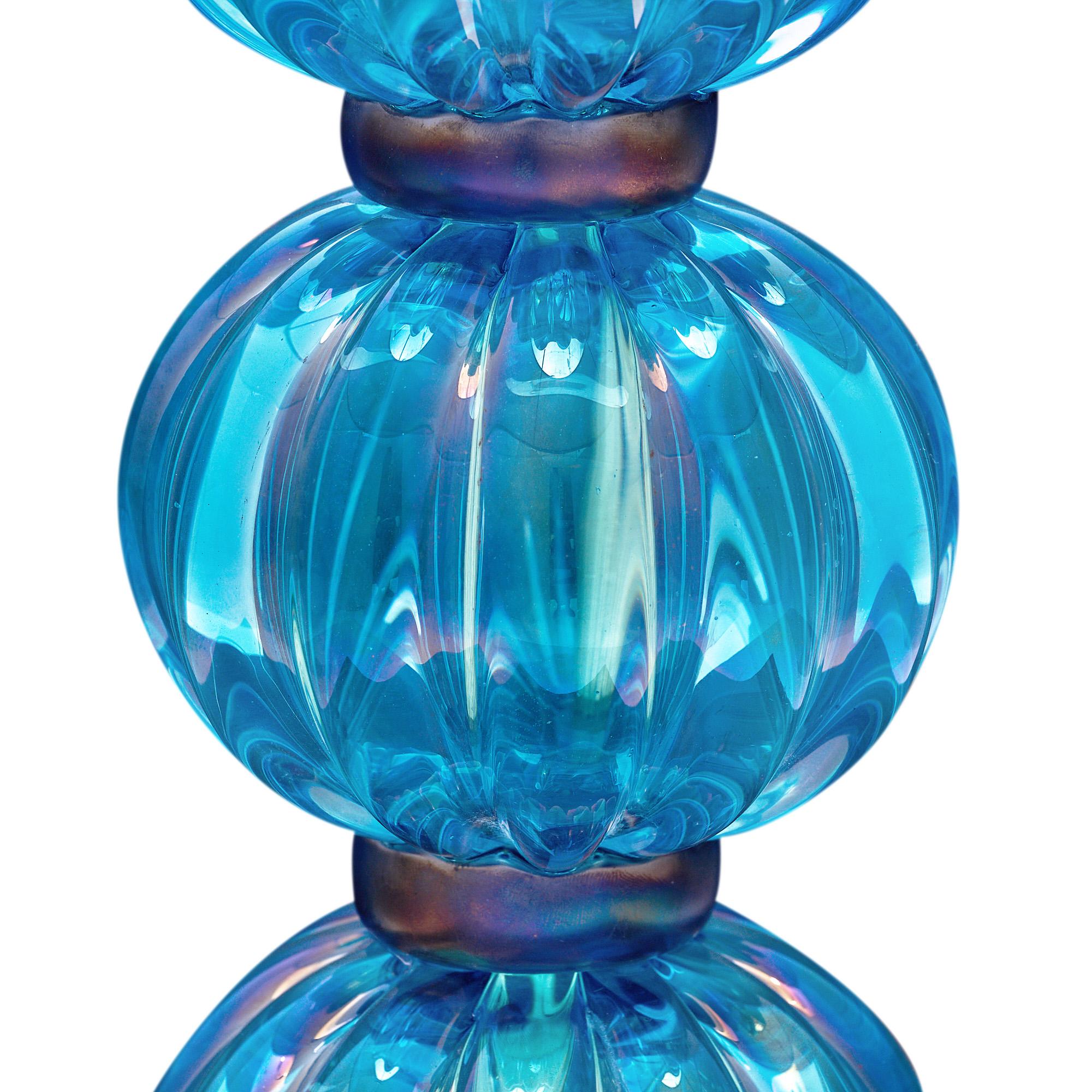 Verre de Murano Lampes en verre de Murano bleu irisé en vente