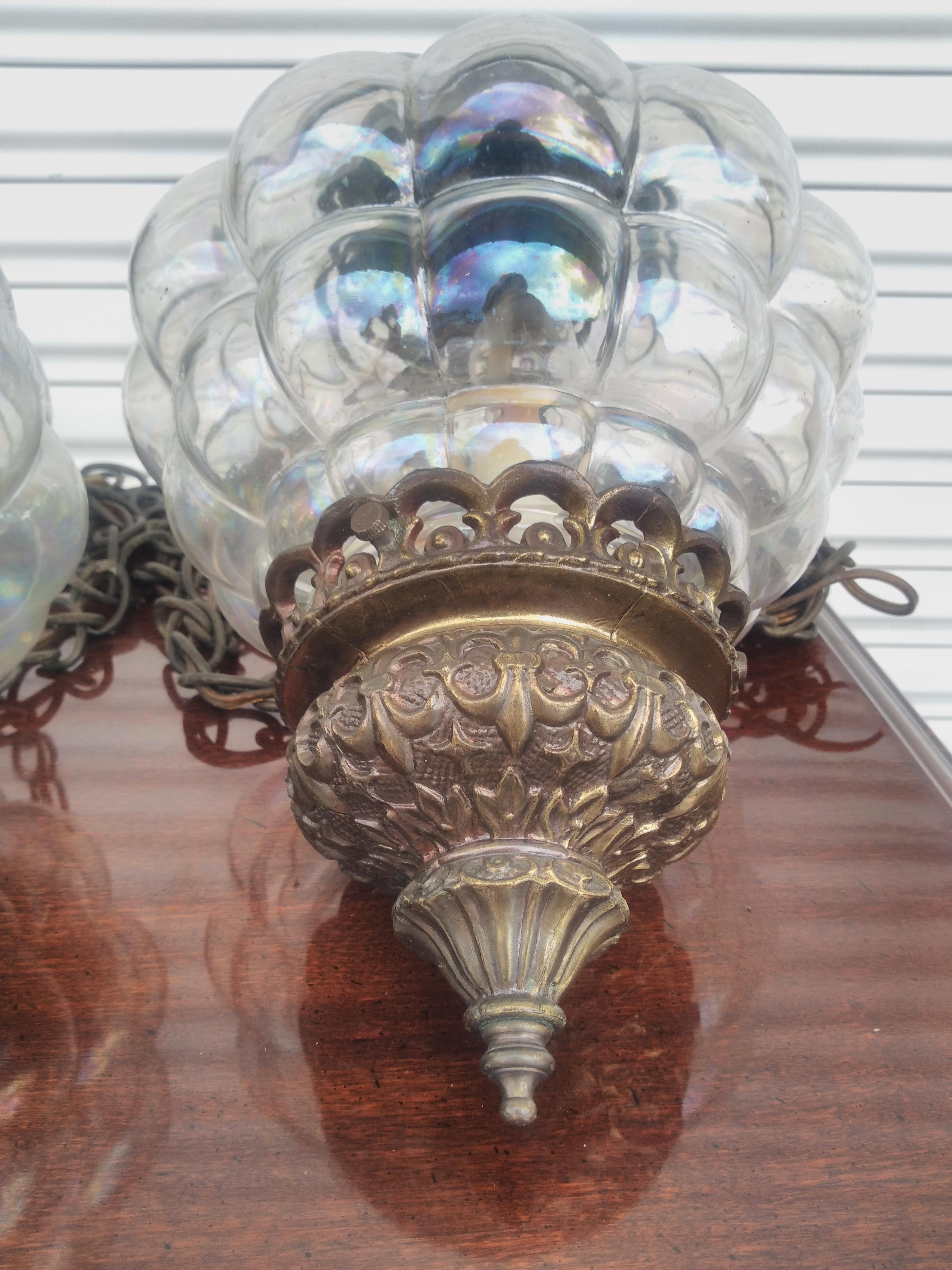 Iridescent Bubble Glass Swag Lamp In Good Condition For Sale In Pasadena, TX