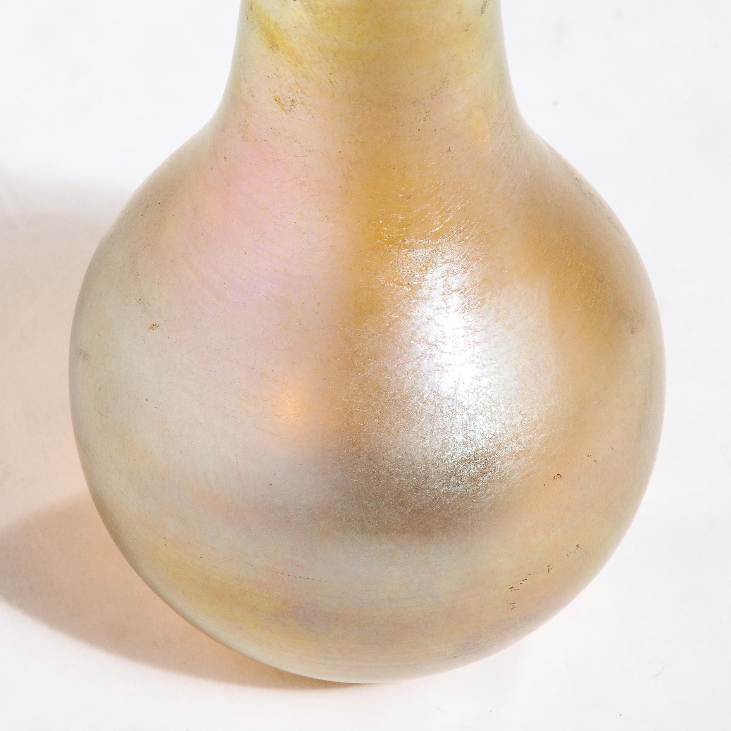 Iridescent Favrile Art Glass Gord Form Vase Signed Louis Comfort Tiffany For Sale 5