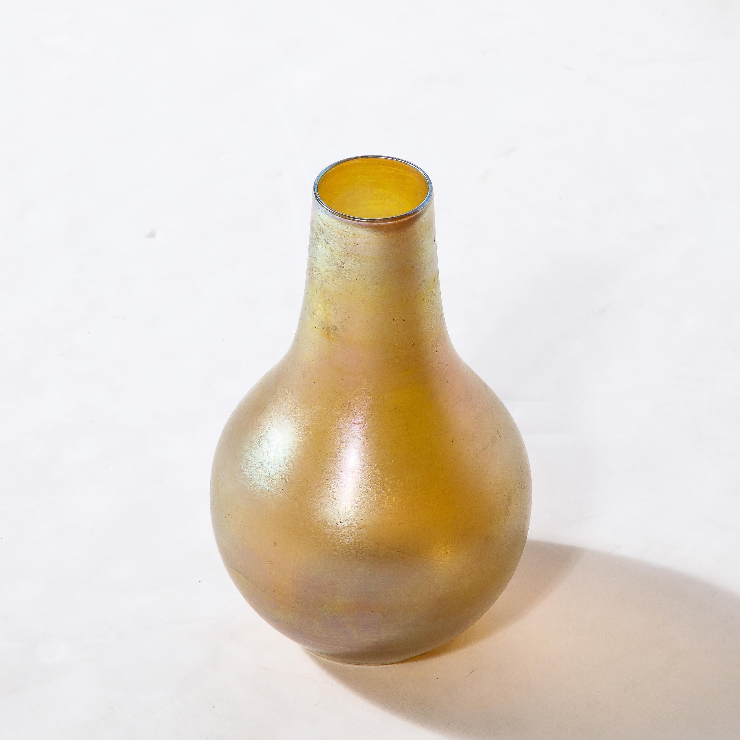 Iridescent Favrile Art Glass Gord Form Vase Signed Louis Comfort Tiffany For Sale 7