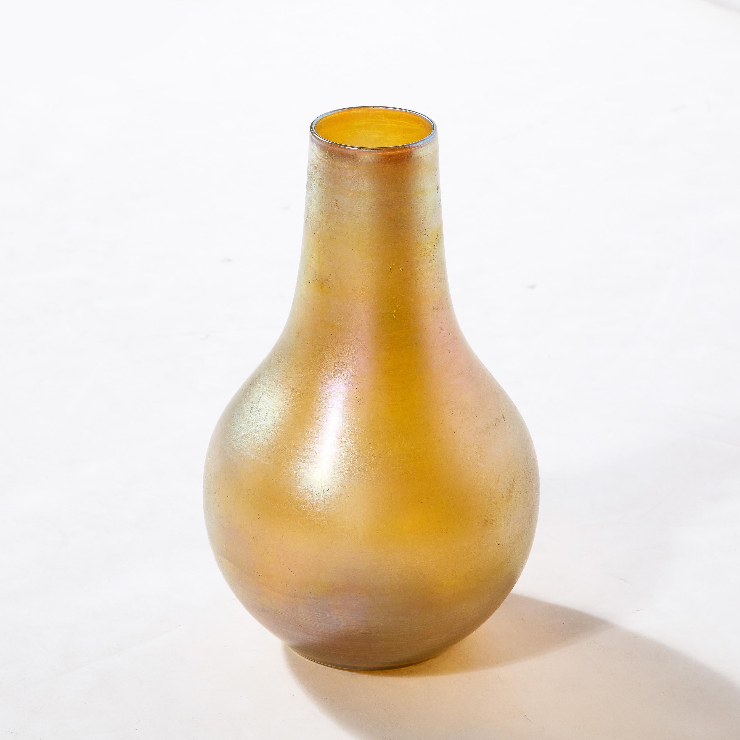 Iridescent Favrile Art Glass Gord Form Vase Signed Louis Comfort Tiffany For Sale 1