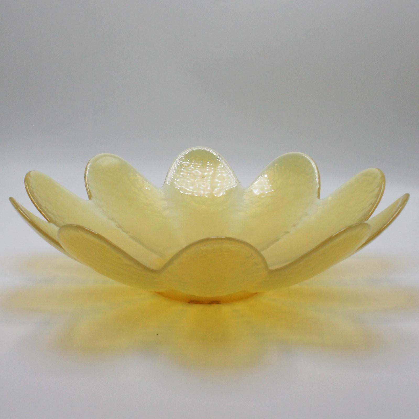 French Iridescent Floral Shaped Murano Glass Bowl, circa 1960
