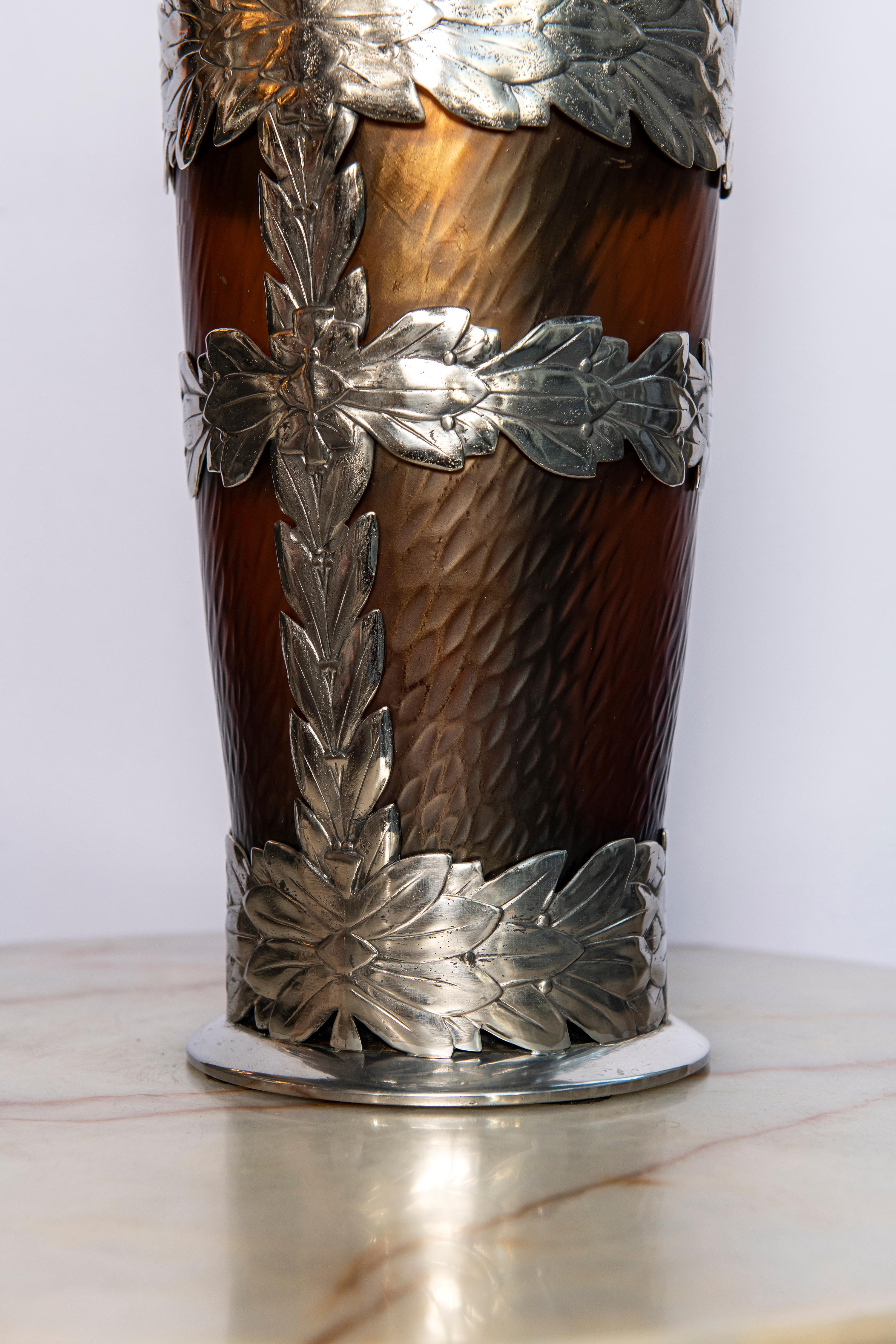 Iridescent Glass and Silver Plate Vase, Germany, circa 1910 In Good Condition For Sale In Buenos Aires, Buenos Aires