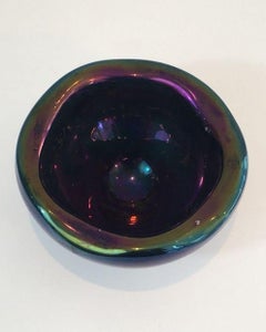 Plateau à épingles ou cendrier en verre irisé, vers 1950