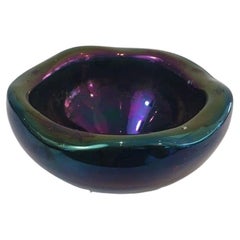 Plateau à épingles ou cendrier en verre irisé, vers 1950