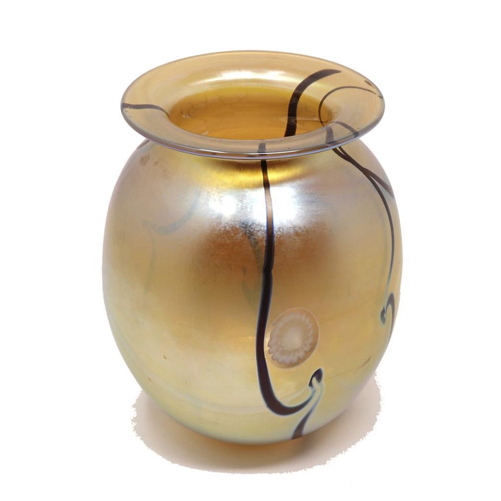eickholt glass vase