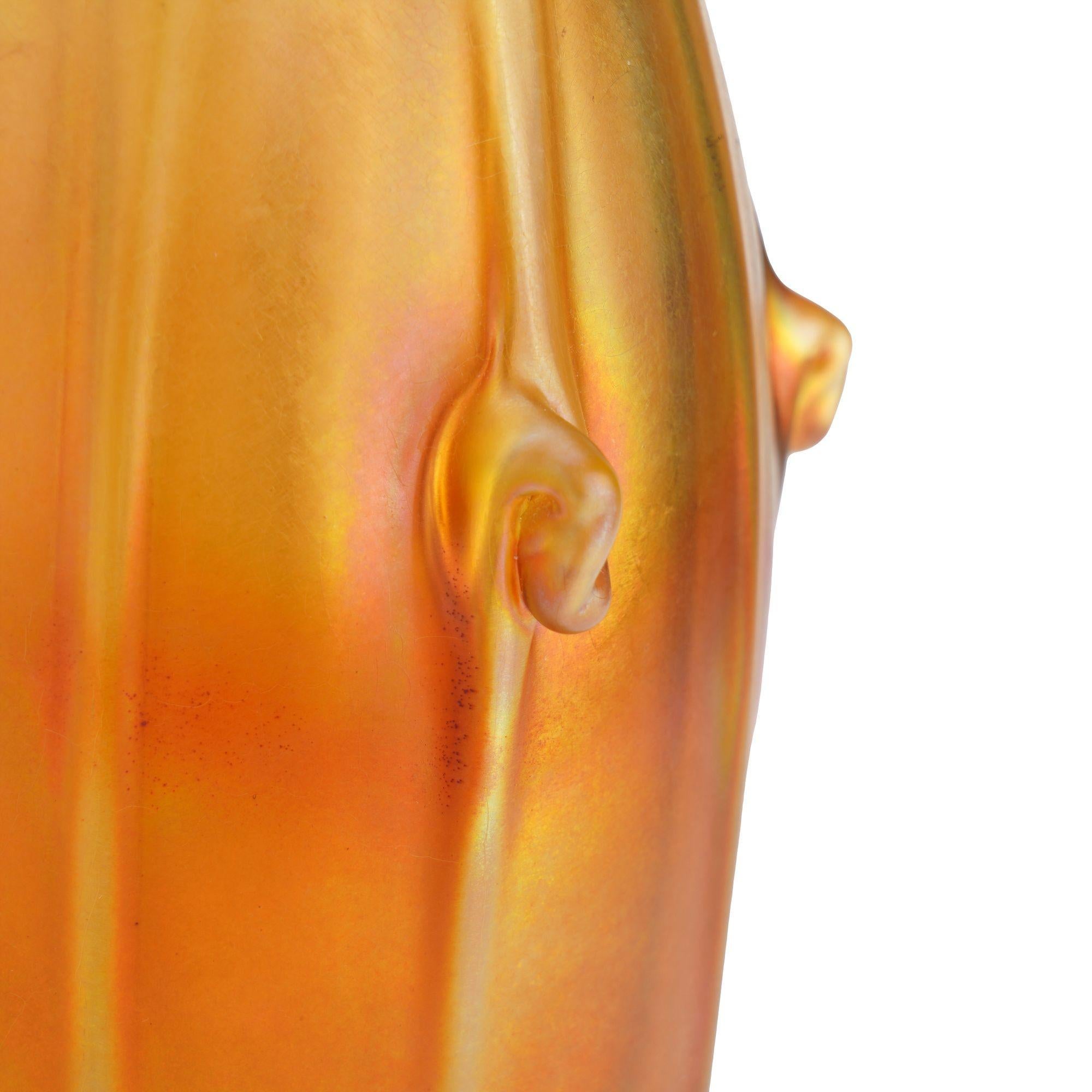 20th Century Iridescent gold Favrile glass vase by Louis Comfort Tiffany, 1900 For Sale