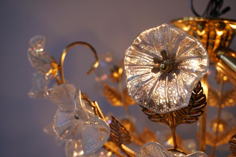 Iridescent Italian Murano Glass and Brass Flower Chandelier For Sale 8