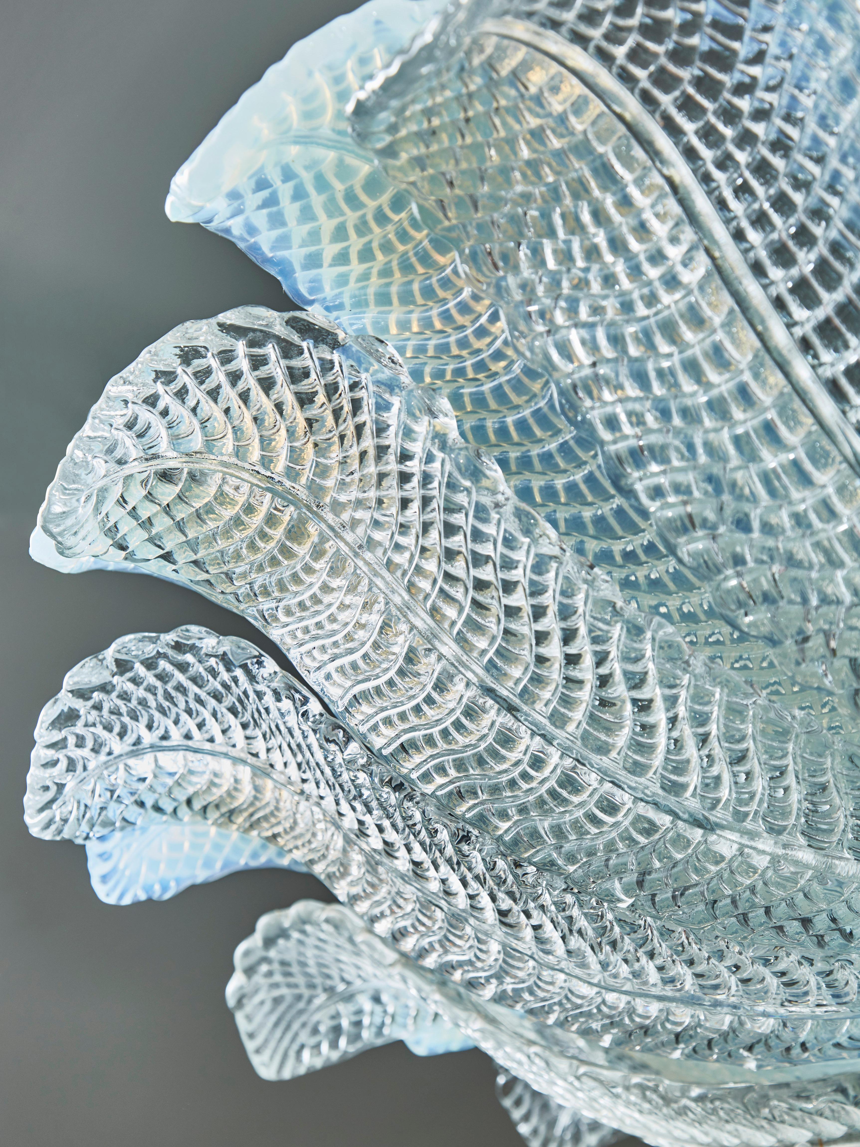 Moderne Monture affleurante à feuilles en verre Murano irisé en vente