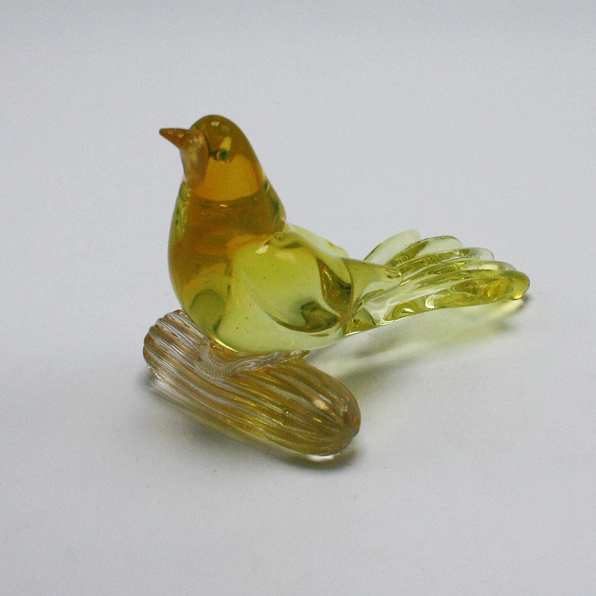Mid-20th Century Iridescent Murano Glass Perched Bird, circa 1950