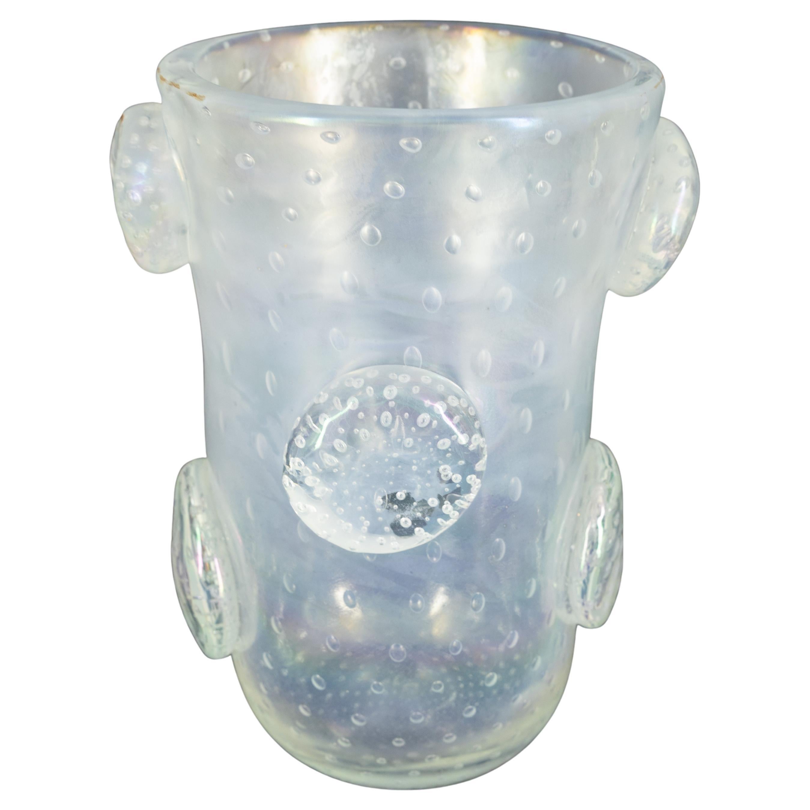 Vaso in vetro di Murano opalescente iridescente di Giovanni Dalla Fina, anni '80