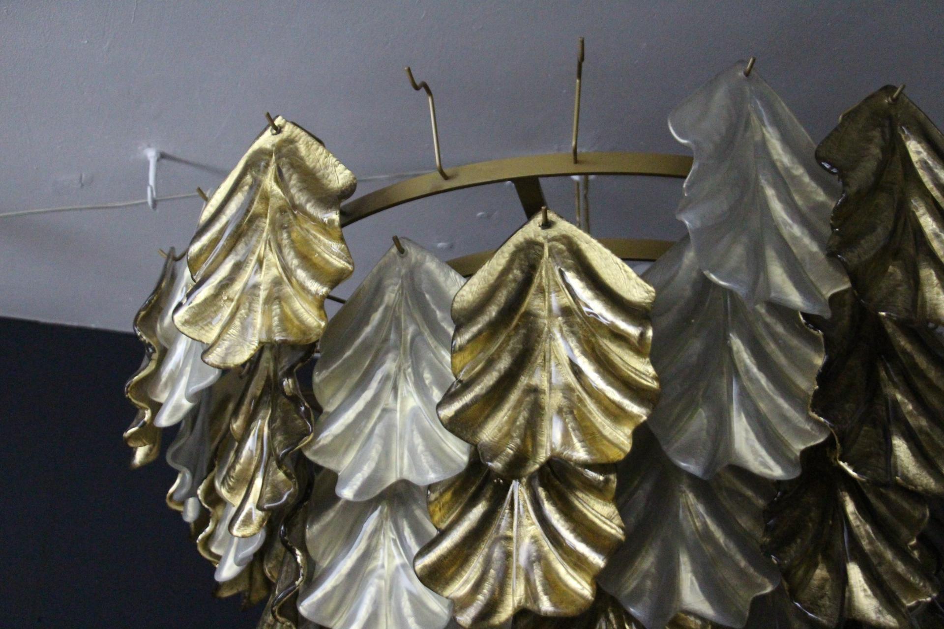 Schillernde Perle und goldenen italienischen Murano-Glas-Kronleuchter in Barovier Stil (21. Jahrhundert und zeitgenössisch) im Angebot