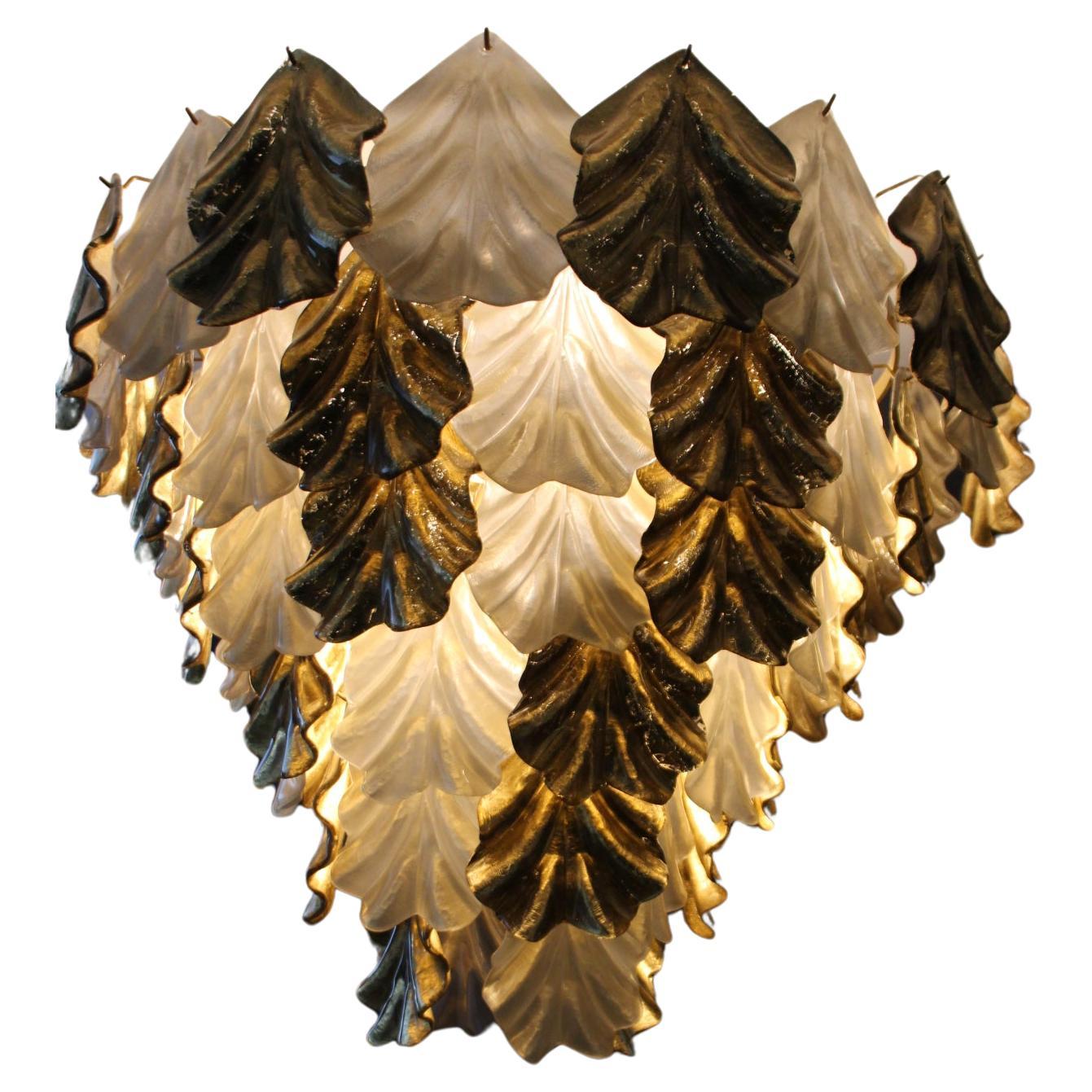 Iridescent Pearly and Golden Italian Murano Glass Chandelier In Barovier Style For Sale