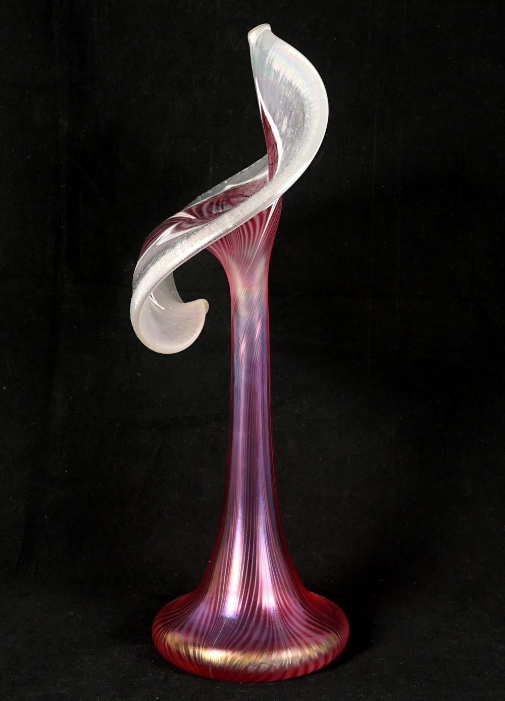 Glass Iridescent Pulled Feather Jack in the Pulpit Vase / Signed Stuart Abelman 1999 For Sale