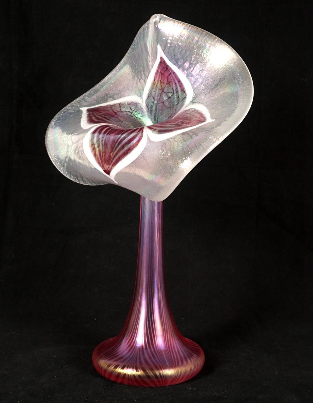 Iridescent Pulled Feather Jack in the Pulpit Vase / Signed Stuart Abelman 1999 For Sale 1