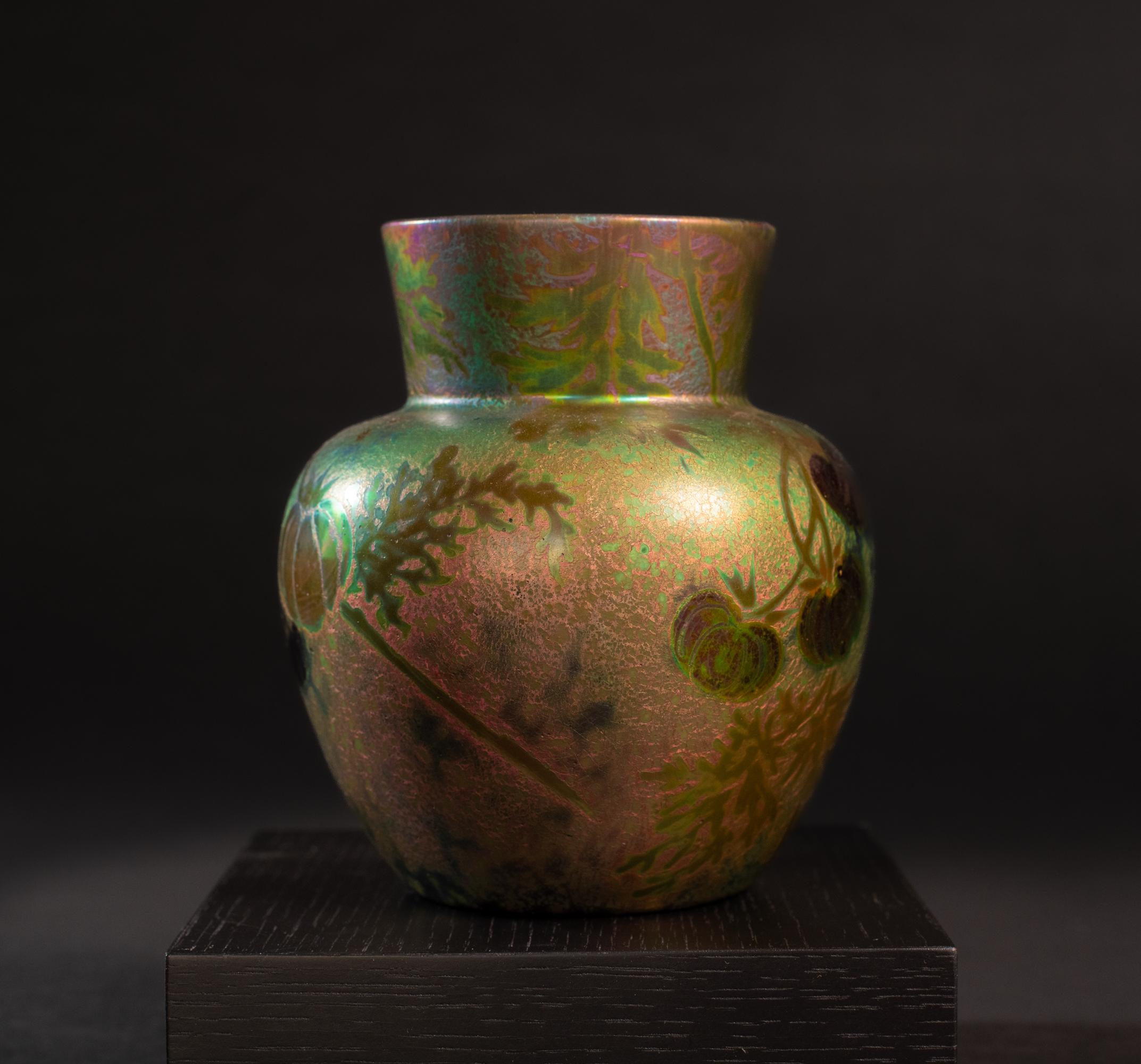 French Iridescent Tomato Art Nouveau Vase by Clement Massier For Sale