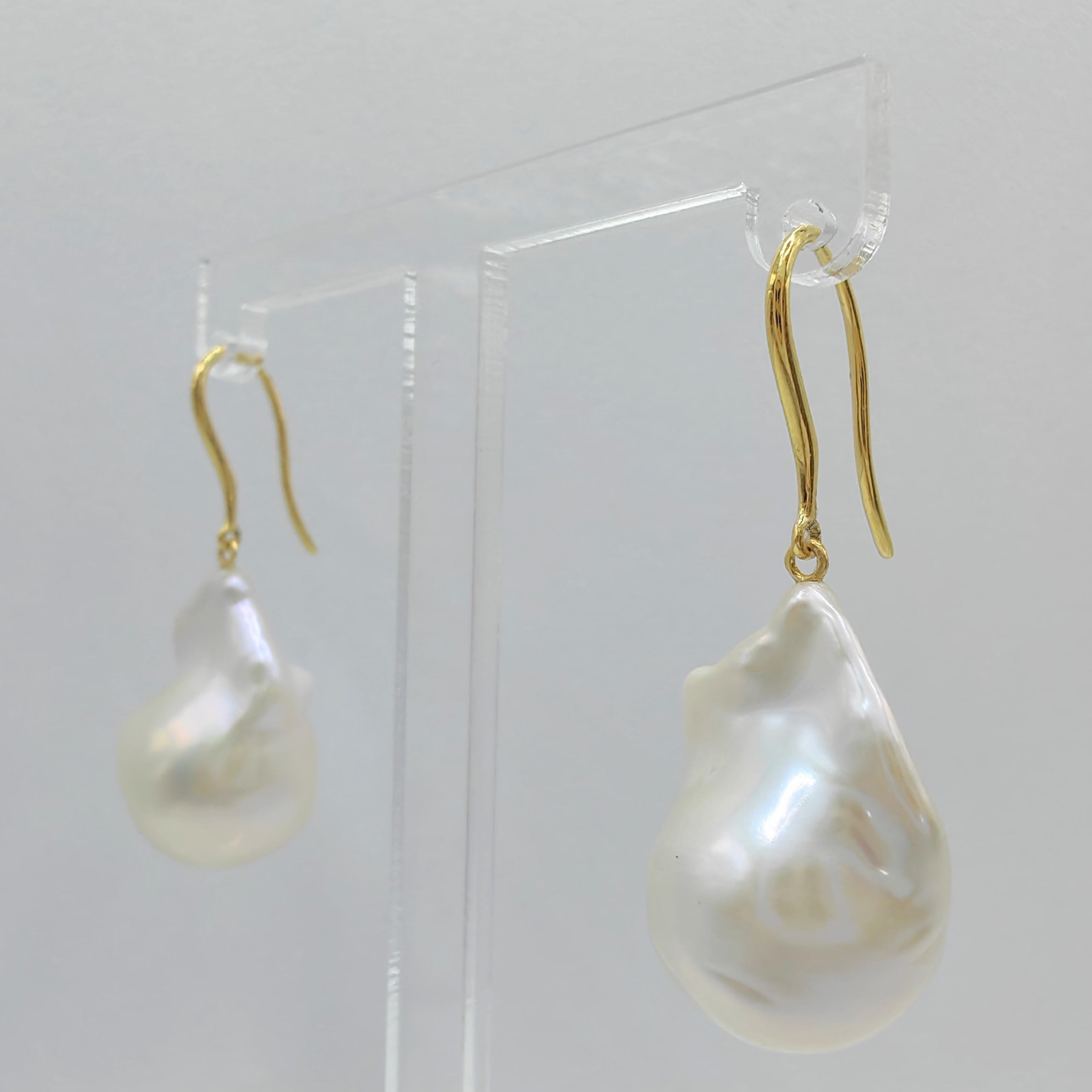 Contemporary Iridescent White Baroque Pearl Drop Earrings With 18K Yellow Gold French Hooks For Sale