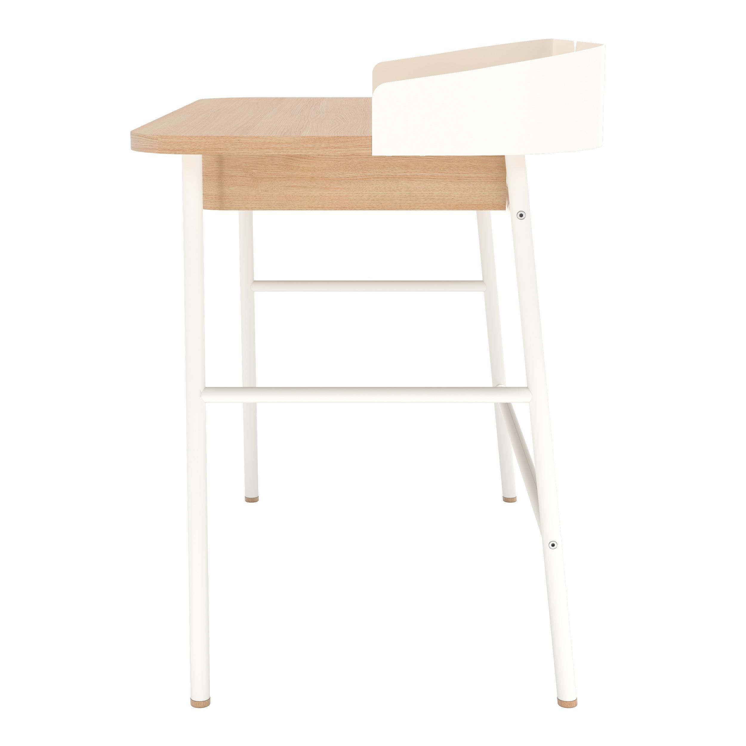 Weiß schillernder Metallschreibtisch Victor Oak Natural von HARTO im Zustand „Neu“ im Angebot in Geneve, CH