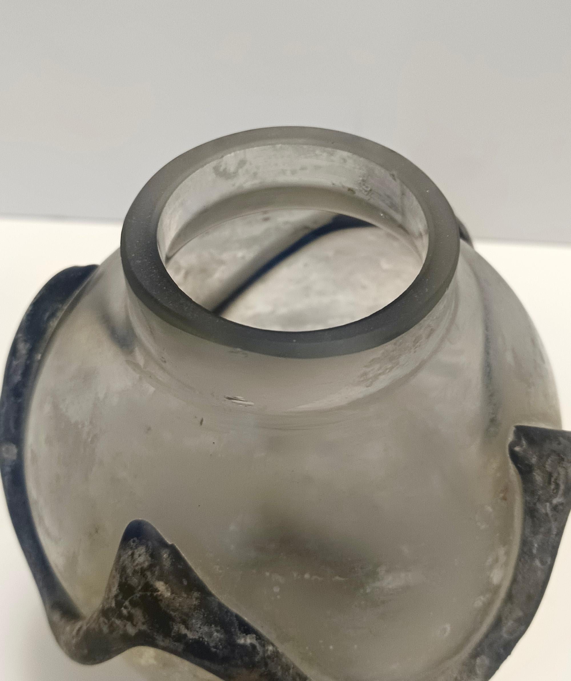 Iridiscent Transparente und schwarze Scavo-Glasvase aus Scavo-Glas, Cenedese, Italien (Muranoglas) im Angebot