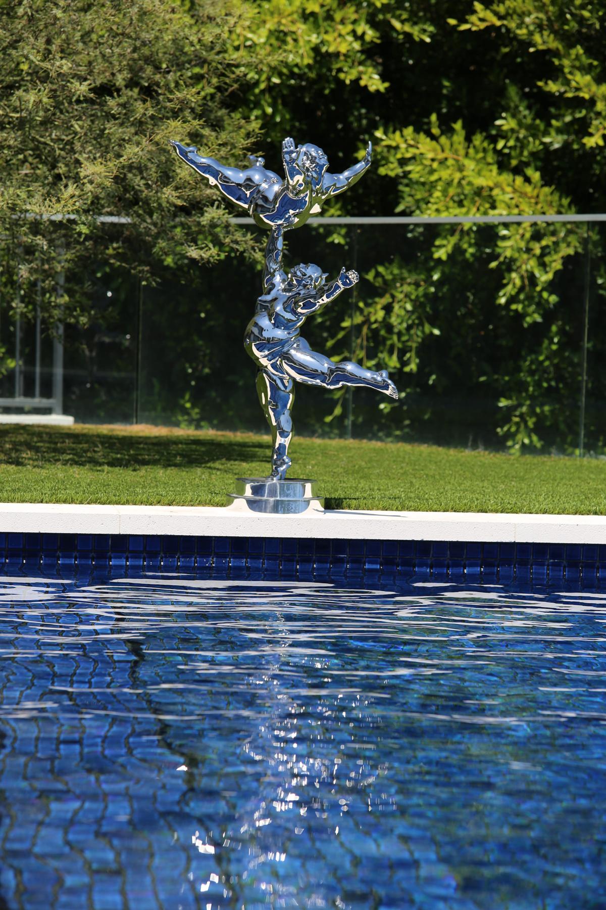 Contemporary sculpture of Celebration, Irina Daylene. - Sculpture by IRINA DAYLENE