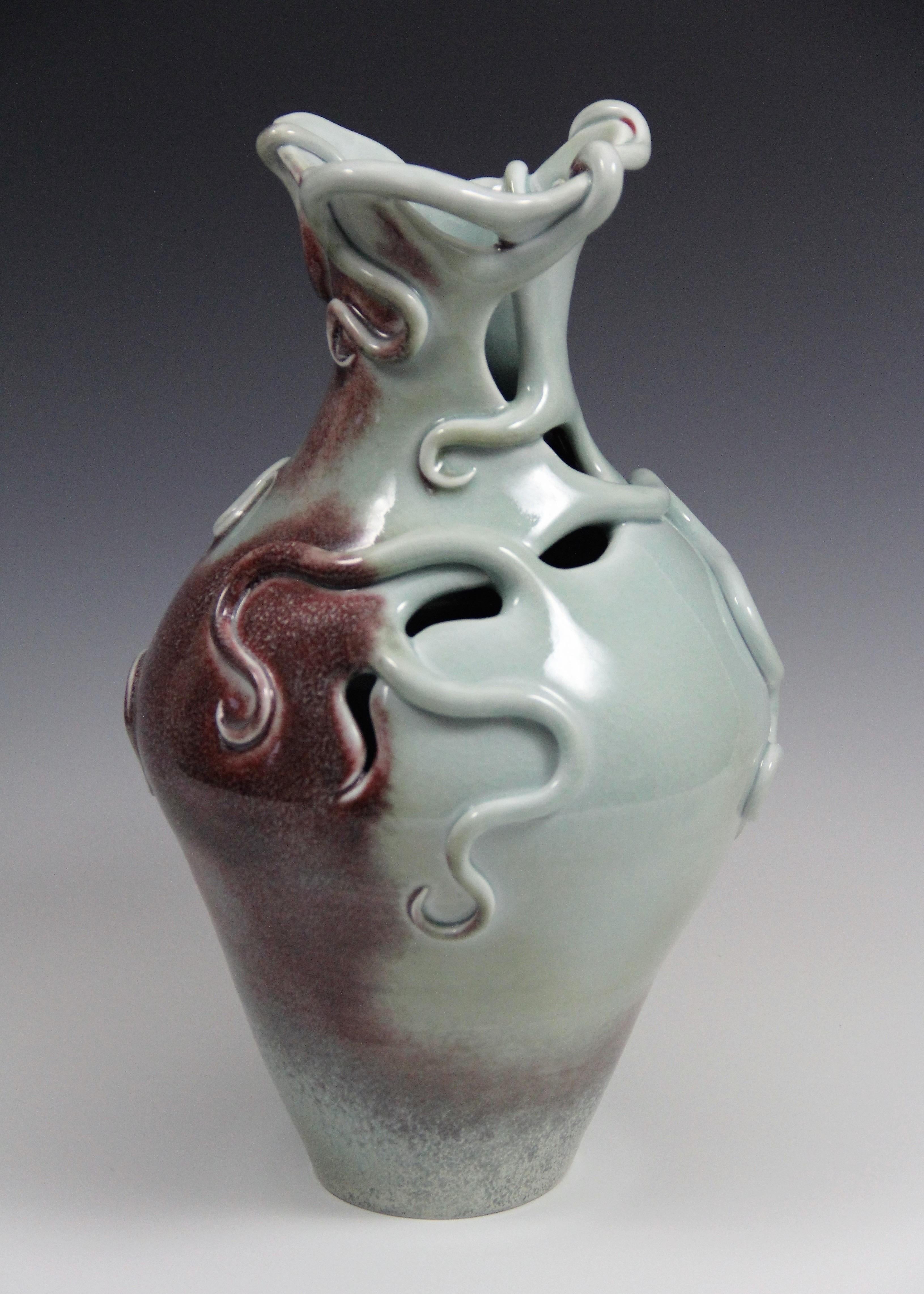 Abstract Sculpture de Irina Lakshin - Medusa Jarrón #6- Jarrón de porcelana hecho a mano