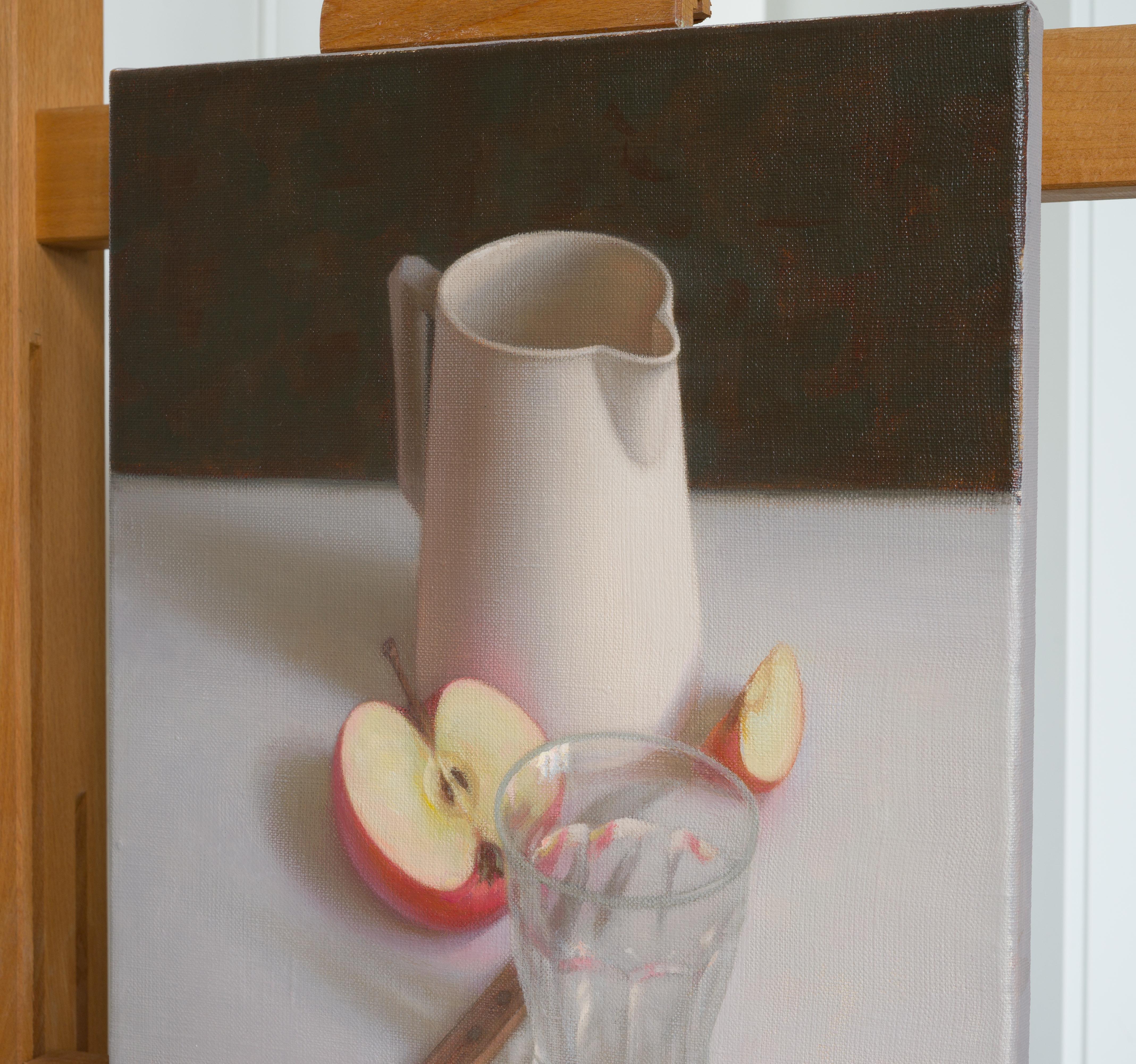 Una manzana cada día - Still-Life Painting Gris de Irina Trushkova
