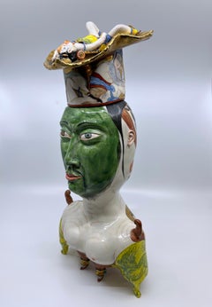Escultura figurativa de porcelana, Tetera, 15,5 x 7 x 5,5 pulgadas, Irina Zaytceva
