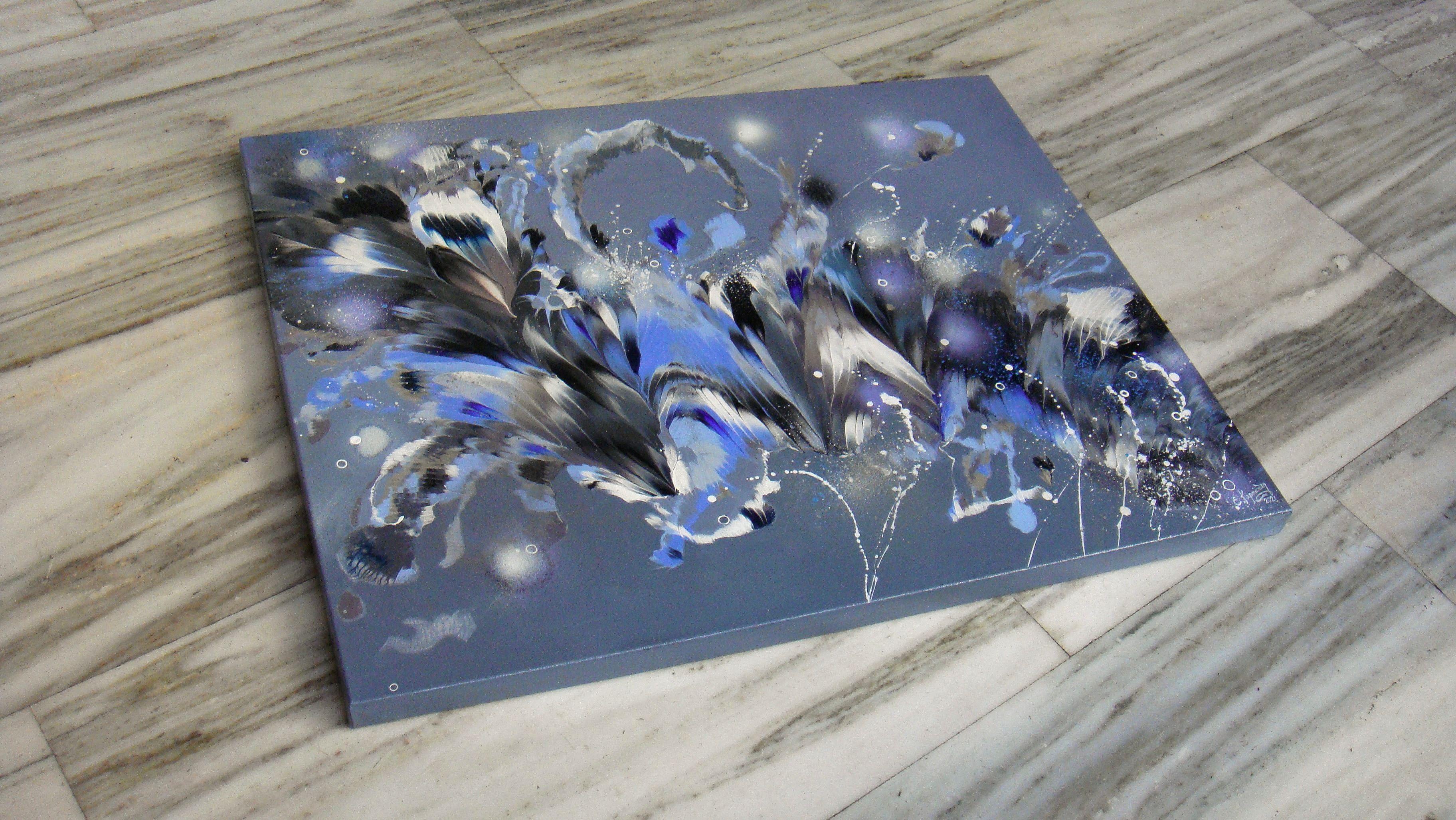 SILVER SYMPHONY, Pittura, Acrilico su Tela - Painting Astratto di Irini Karpikioti