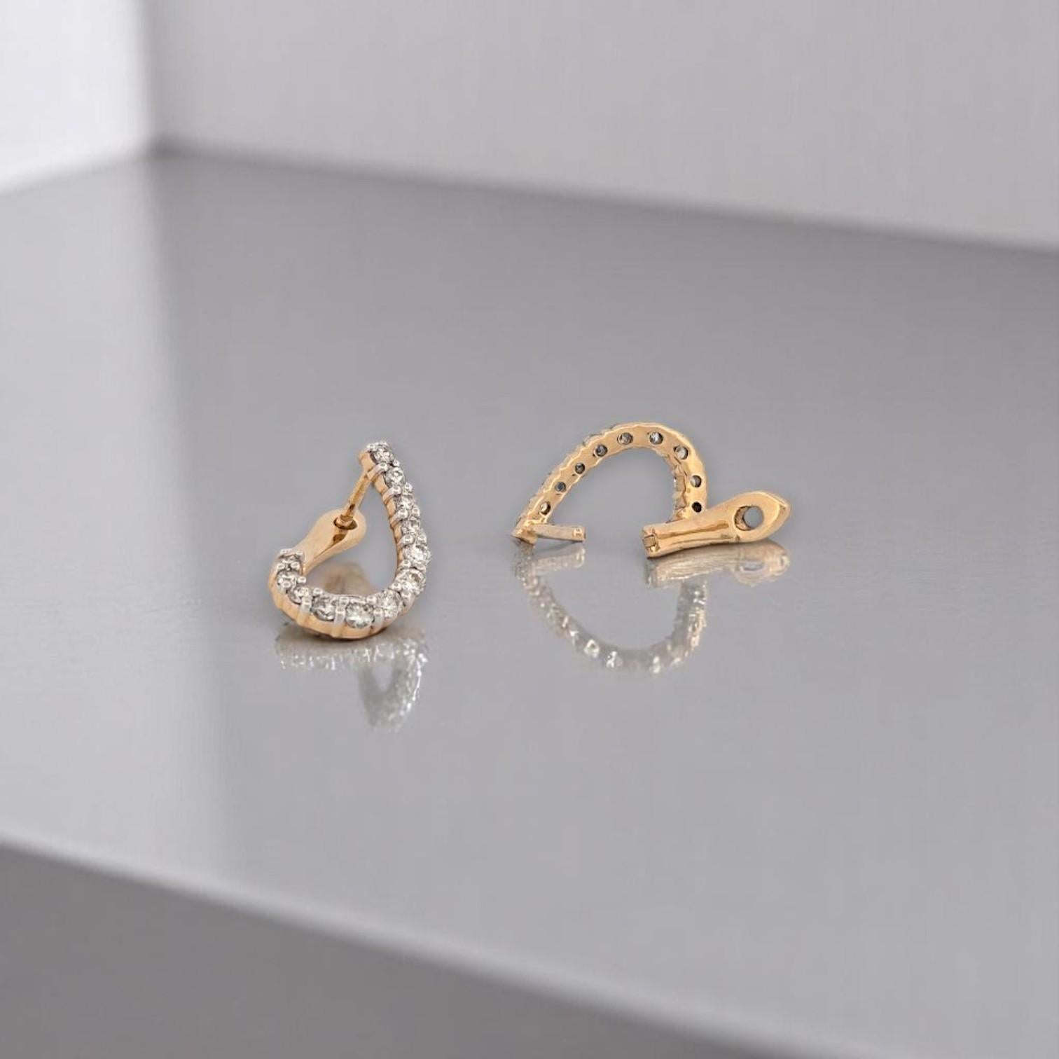 💎 Iris  14K Yellow Gold Diamond Earrings – 0.50 CT

Timeless and effortlessly elegant, the Iris Diamond Earrings are crafted in solid 14K yellow gold and feature 0.50 carats of natural diamonds. These stunning earrings are perfect for daily wear,