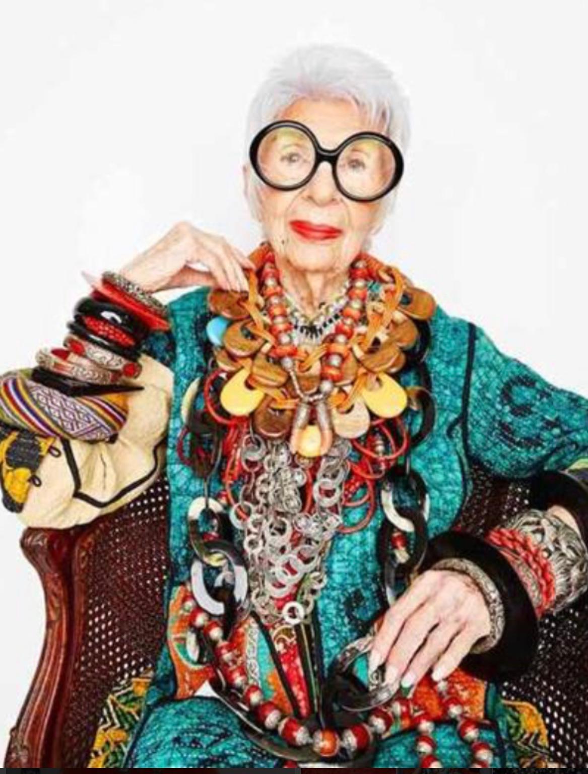 Iris Apfel Estate Personal Beaded Tribal Bracelet African Bangle Bracelet en vente 6