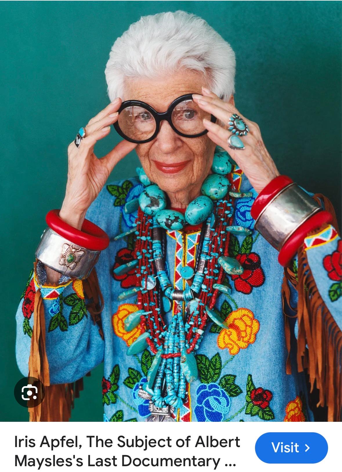Iris Apfel Estate Personal Griffin Dragon Diamond Pendant Necklace Brooch 18K en venta 8
