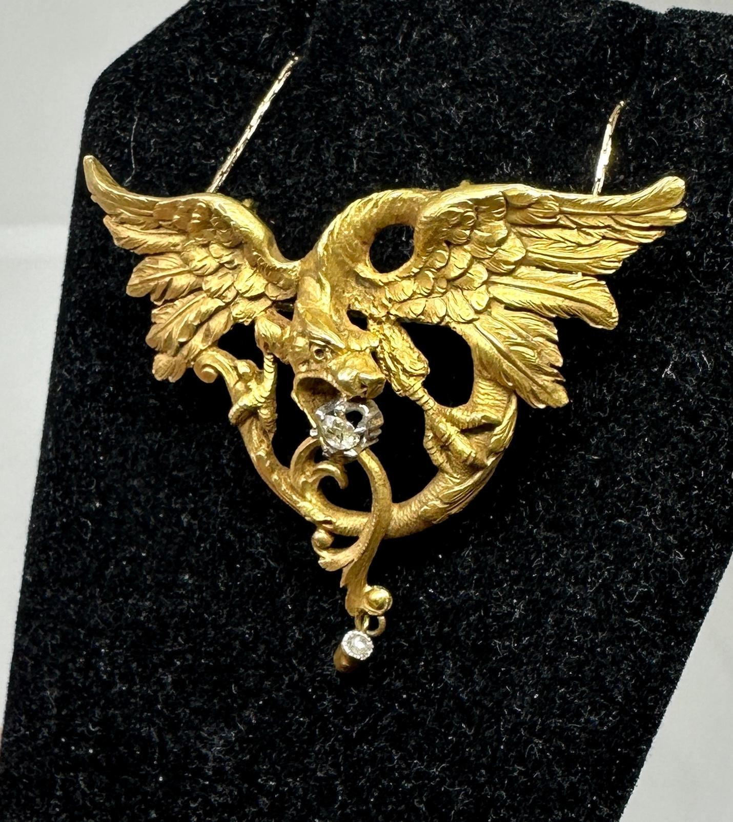Iris Apfel Estate Personal Griffin Dragon Diamond Pendant Necklace Brooch 18K en venta 1
