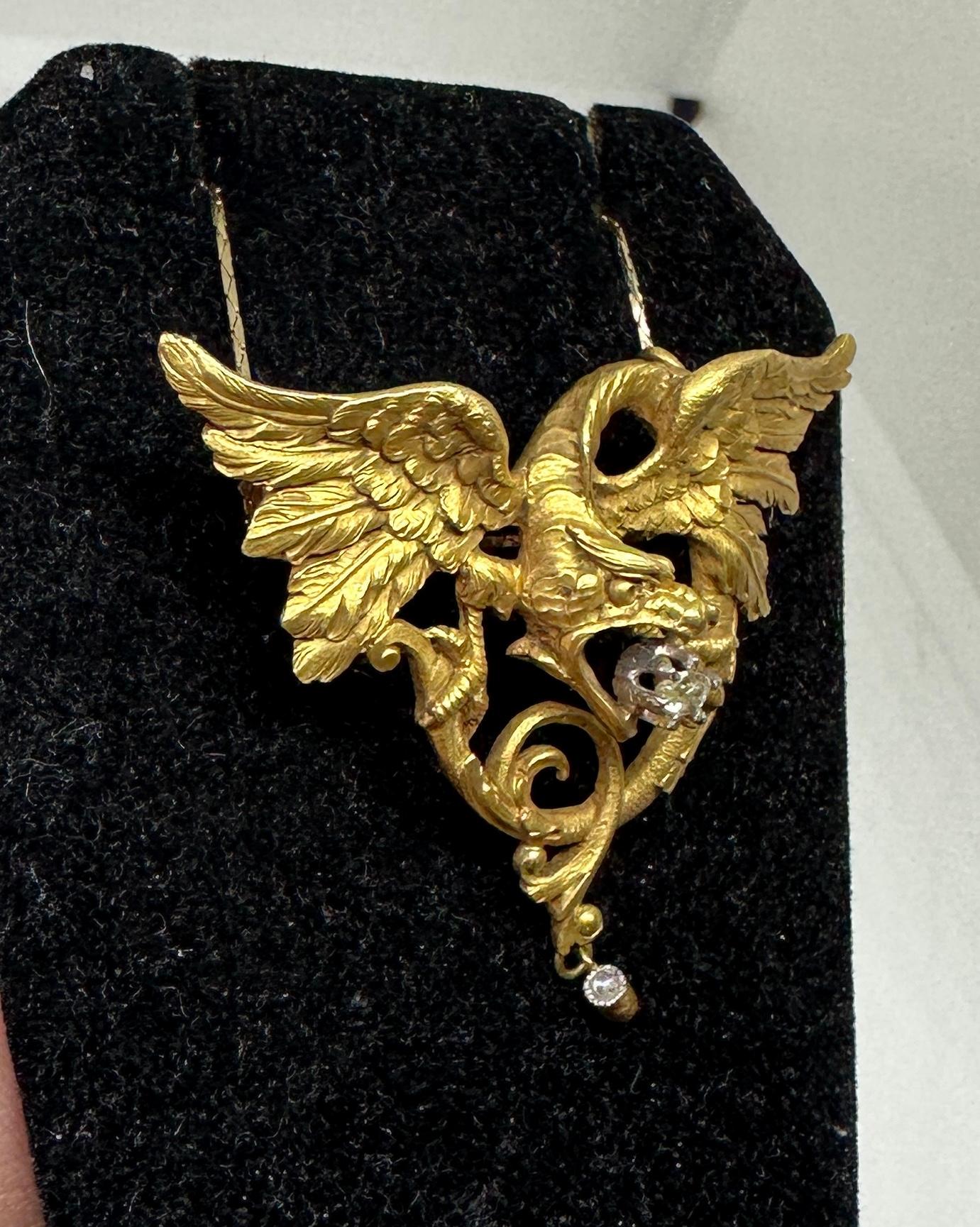 Iris Apfel Estate Personal Griffin Dragon Diamond Pendant Necklace Brooch 18K en venta 2