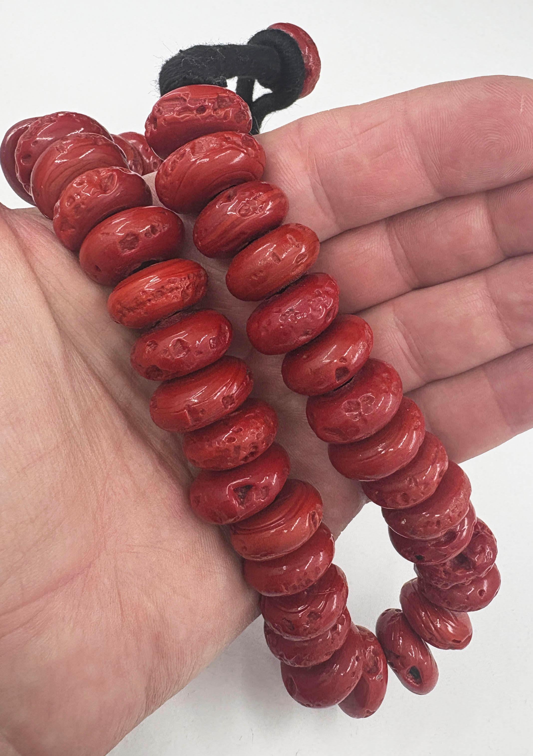 Iris Apfel Estate Personal Monumental Red Coral Necklace Tribal 19 Inches Cuenta en venta
