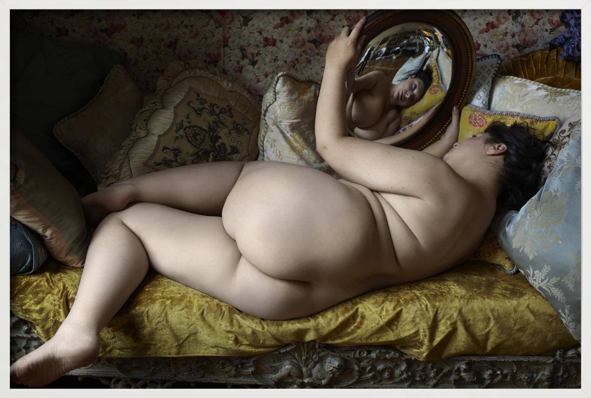Beauty 009 - Nude on a Yellow Sofa with Mirror, Fine Art Photography For Sale 3