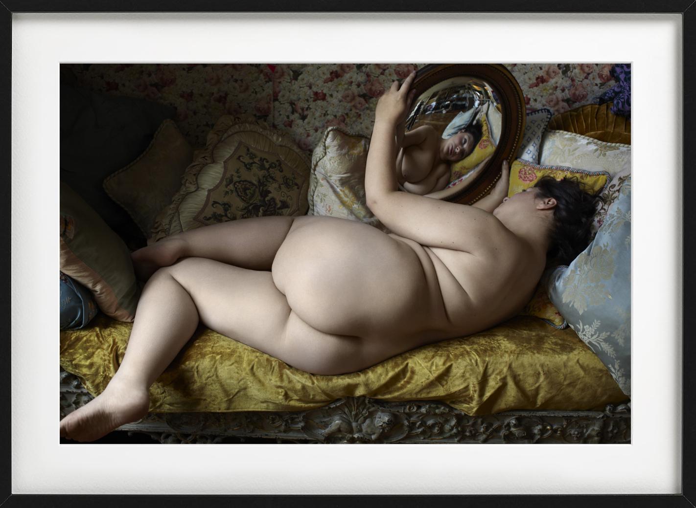 Beauty 009 - Nude on a Yellow Sofa with Mirror, Fine Art Photography For Sale 6