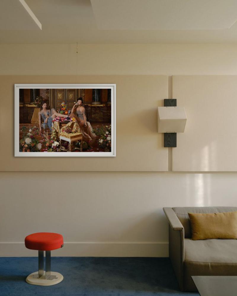 Alta Joyería II - Interior Barroco con Flores, Fotografía Artística en venta 3