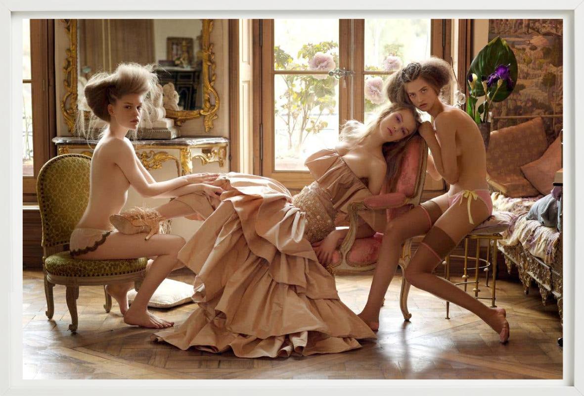 Rue du temple - Nude in Baroque Interior, Fine Art photography For Sale 3