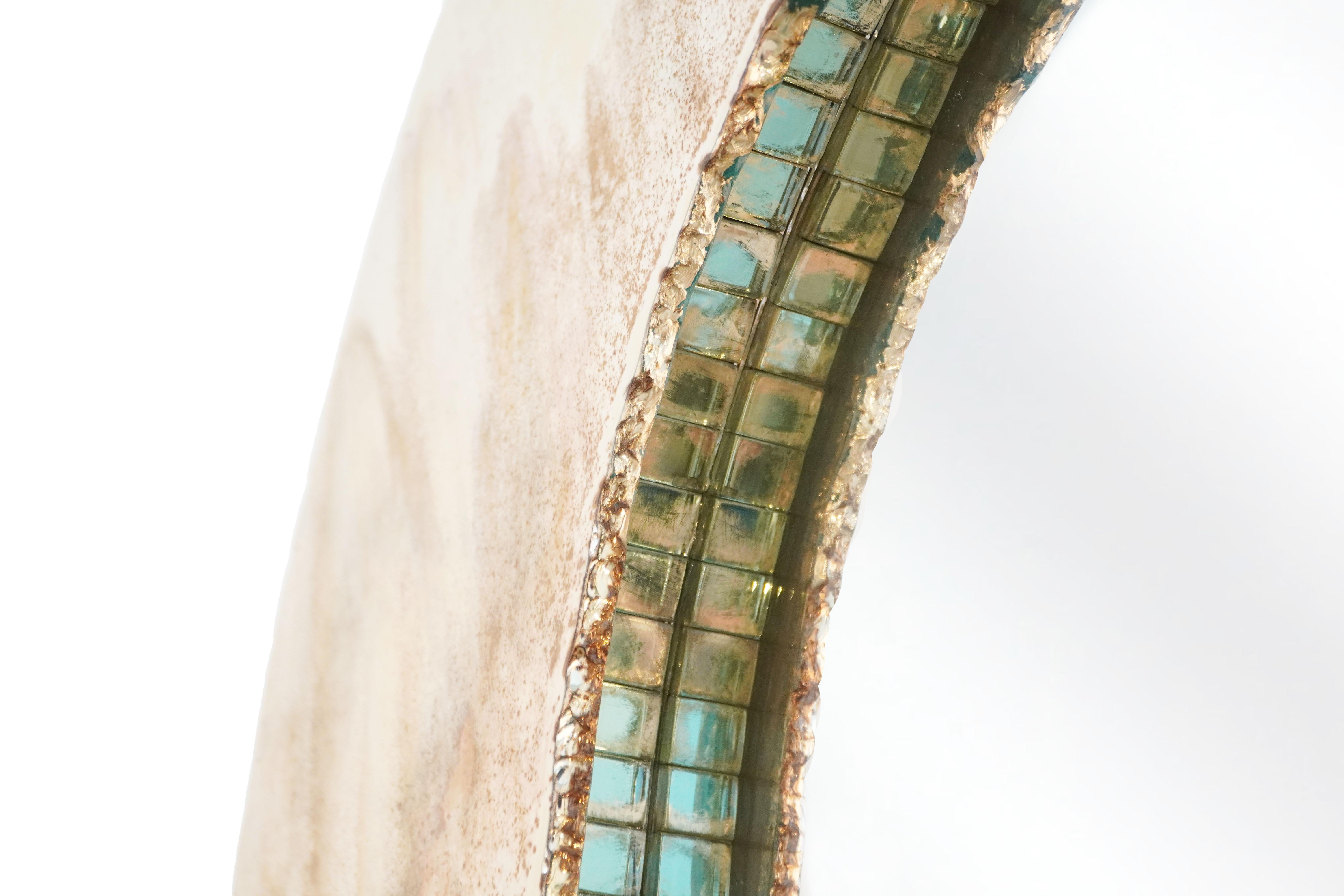 Espejo escultura IRIS

Durante 20 años, hemos perpetuado nuestro exclusivo método de fabricación. Inspirada en los reflejos ilimitados del cristal, Sabrina Landini ha creado una elegante colección para el hogar.

Ahora, el diseño clásico sirve de