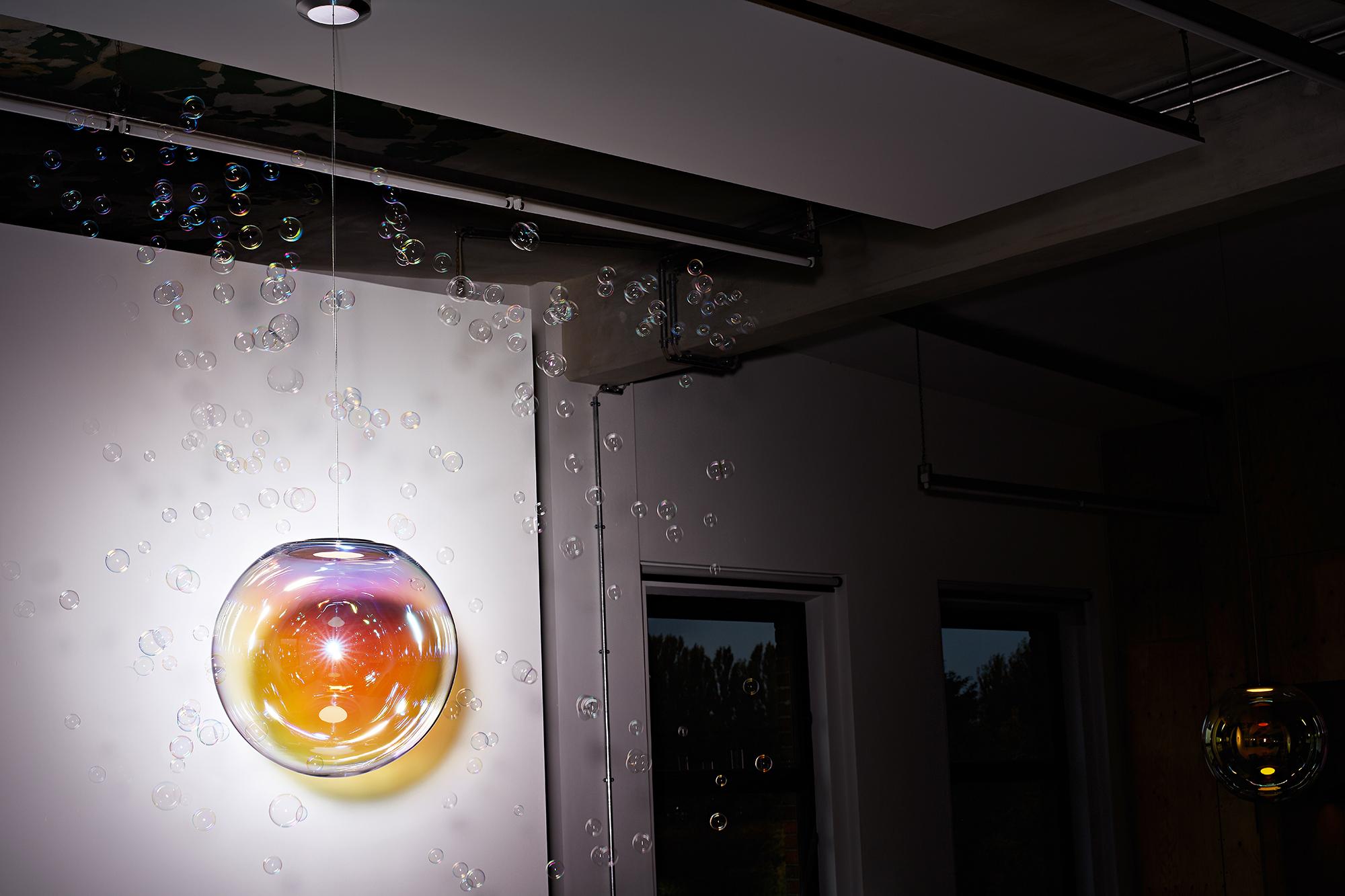  Lampe à suspension Iris Globe 30 cm en laiton transparent, Sebastian Scherer NEO/CRAFT en vente 4
