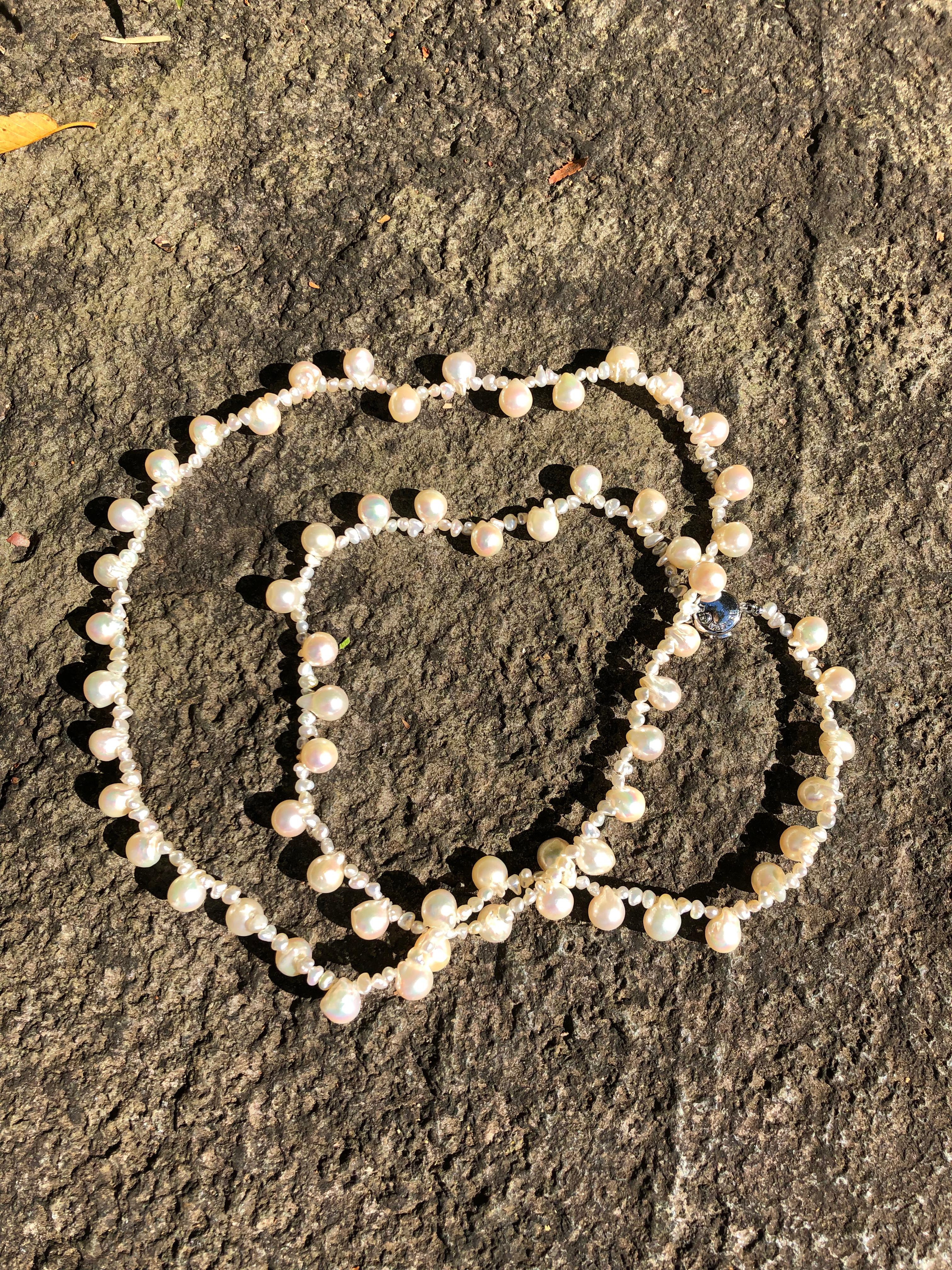 IRIS PARURE, perles Akoya 8,00-9,00 mm  Collier en perles non colorées et non blanchies Neuf - En vente à Ehime, JP