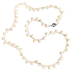 Used IRIS PARURE, Akoya Pearl 8.00-9.00mm  Necklace, Non Colored & Non Bleached Pearl