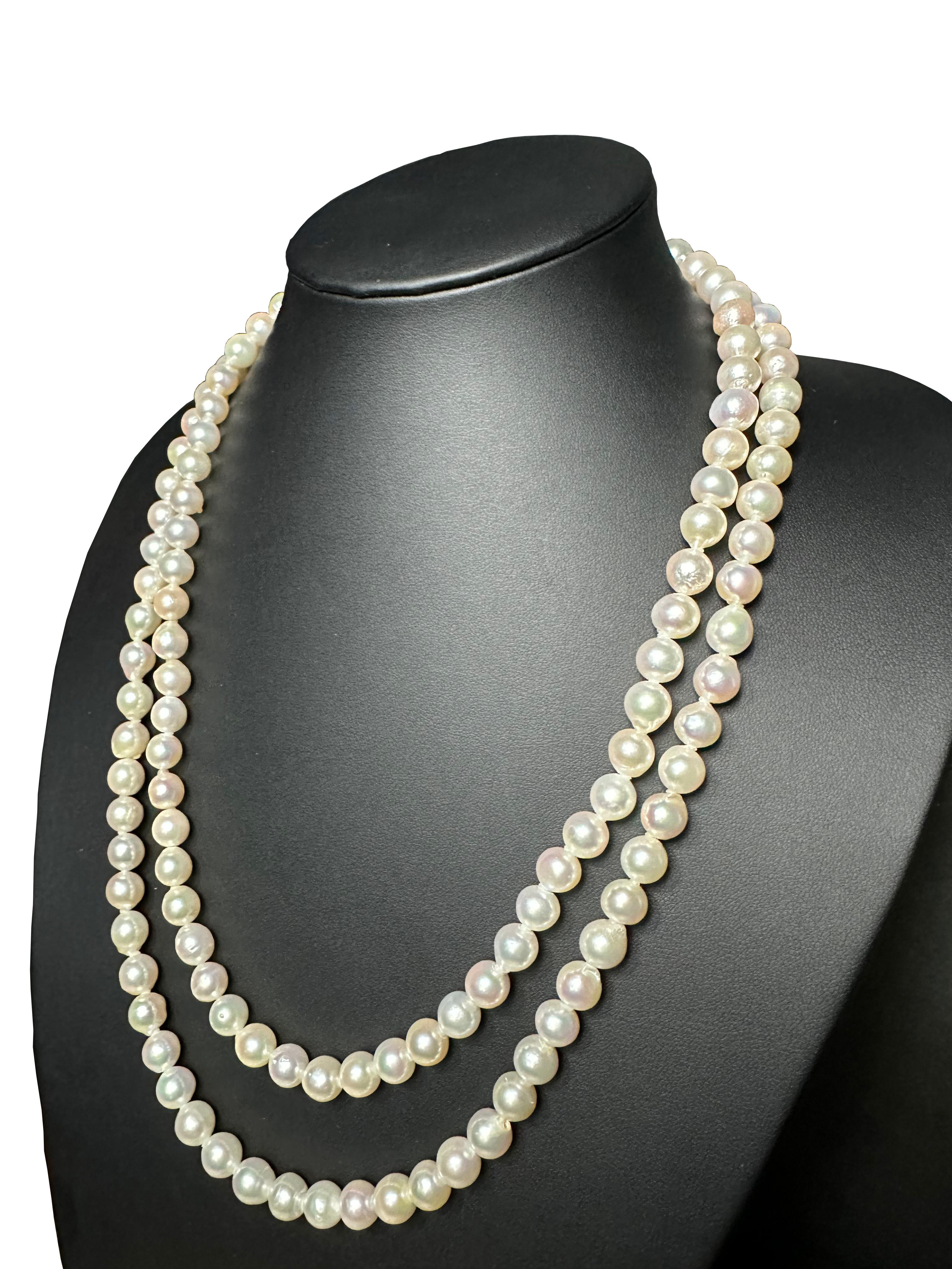 Schöpfer: IRIS PARURE
Perlenfarm: Ehime, Uwajima, JAPAN
Eigenschaften:Nicht gefärbt und nicht gebleicht, BENI AKOYA®
Größe der Perle: 8.5mm-9.00mm
Anzahl der Perlen: 134

 IRIS PARURE stellt seit ihrer Gründung im Jahr 1953 Perlenschmuck von