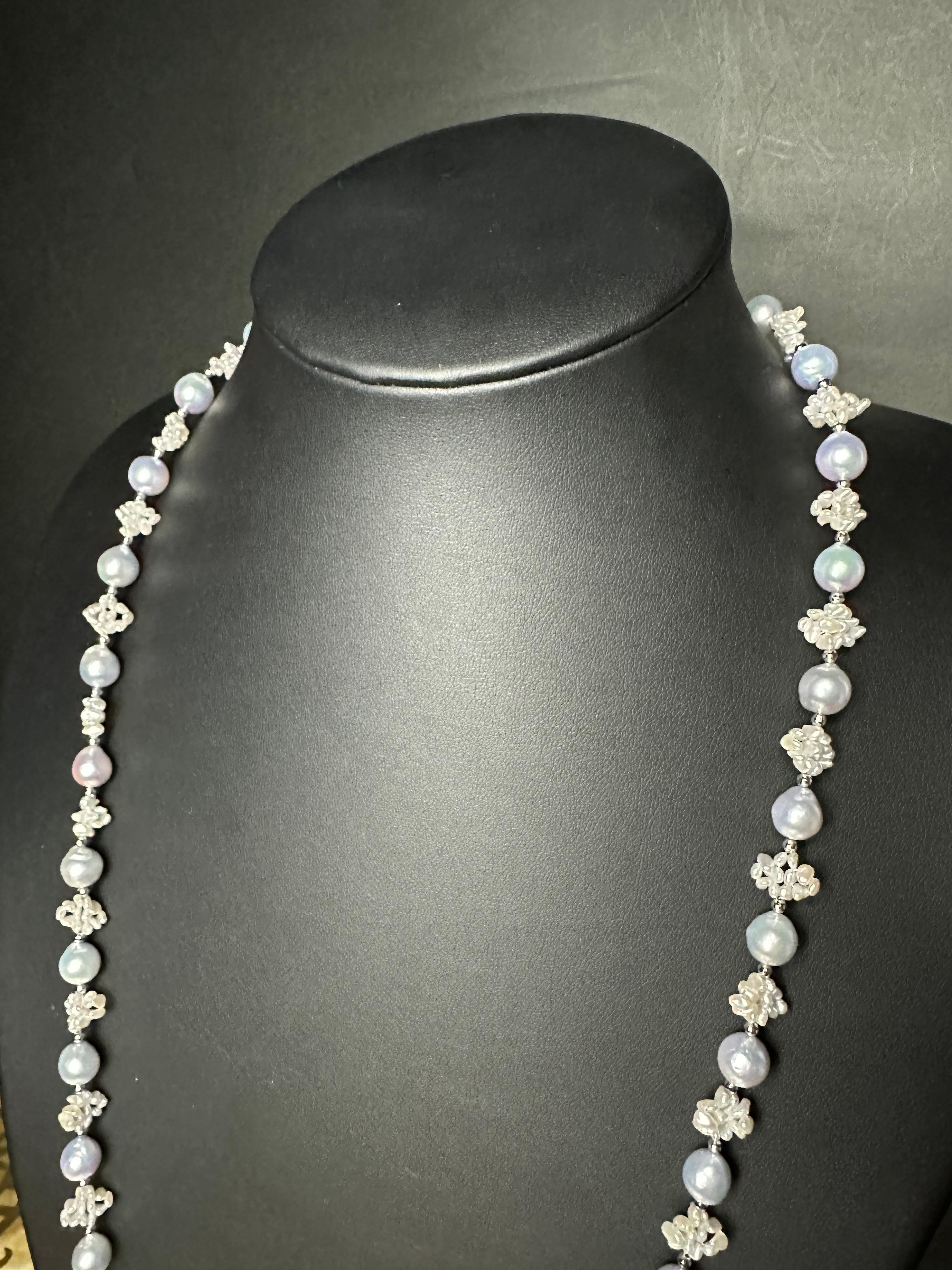 IRIS PARURE, Barockperle, nicht farbige und gebleichte japanische Akoya-Perlenkette Damen im Angebot