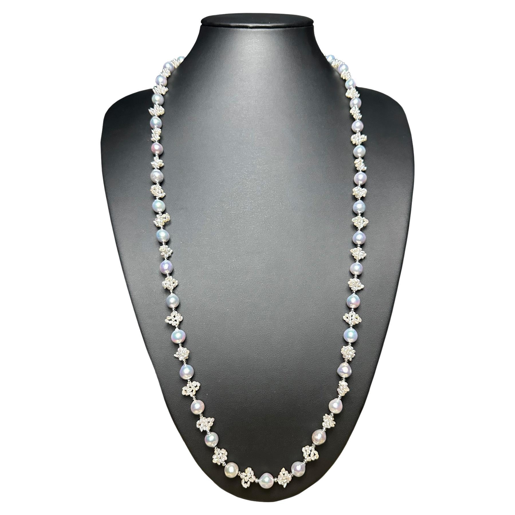 IRIS PARURE, Barockperle, nicht farbige und gebleichte japanische Akoya-Perlenkette im Angebot