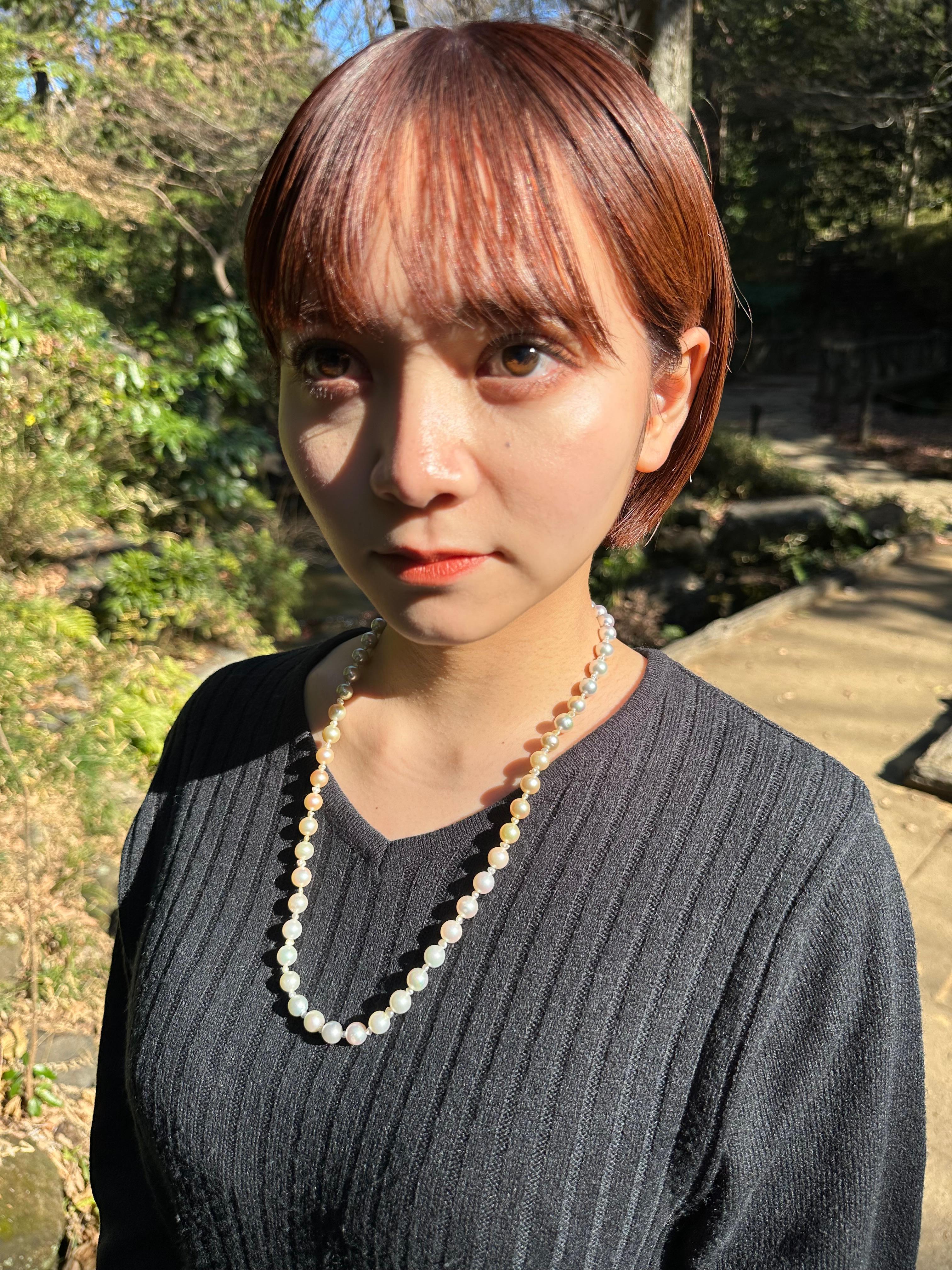 IRIS PARURE, Halskette mit Akoya-Perlen, nicht farbige und gebleichte Japanperlen, 8,00-8,50 mm im Angebot 8